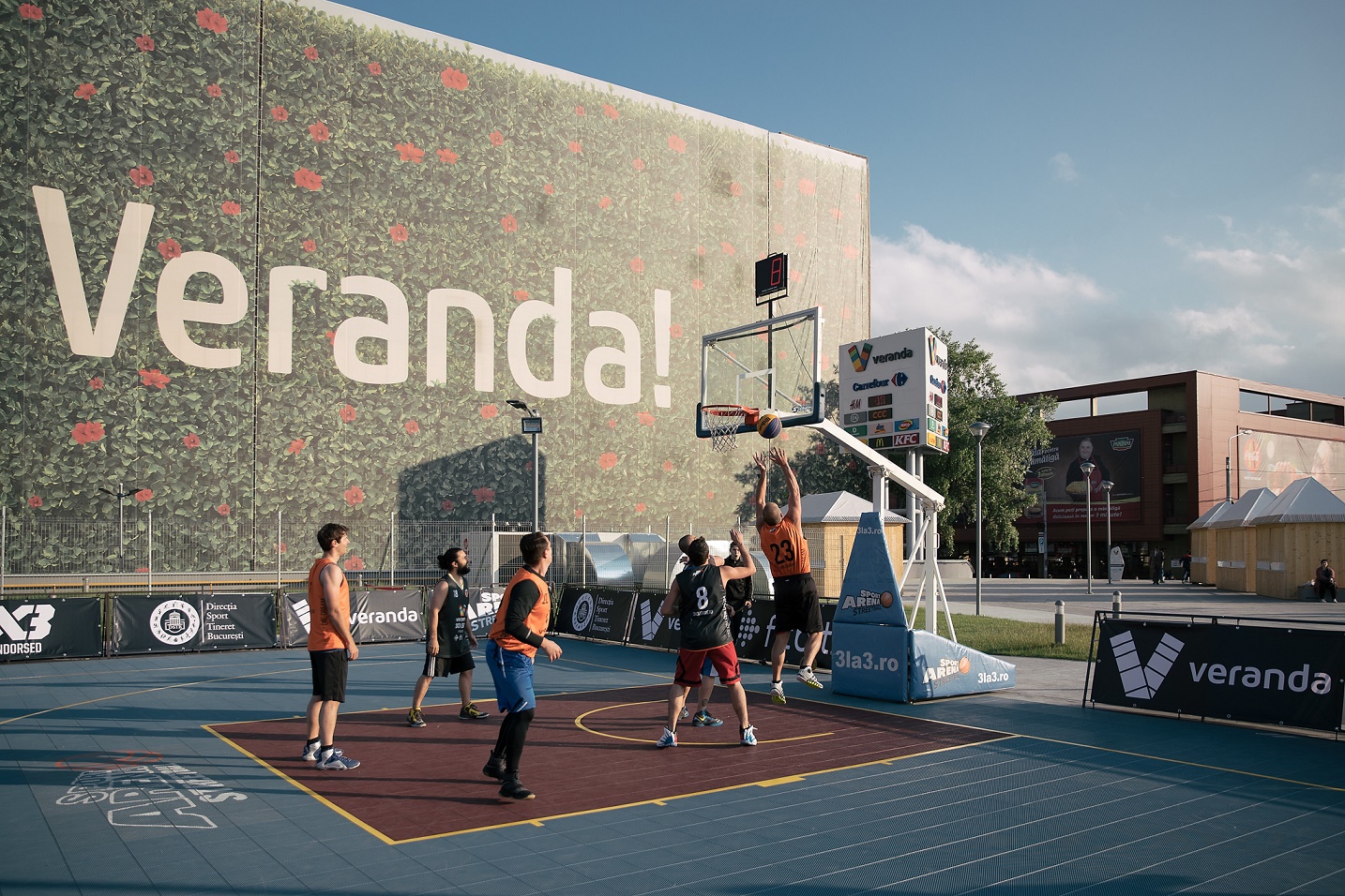 S-a dat startul primei ligi de baschet 3x3 din Europa. Se joacă la București