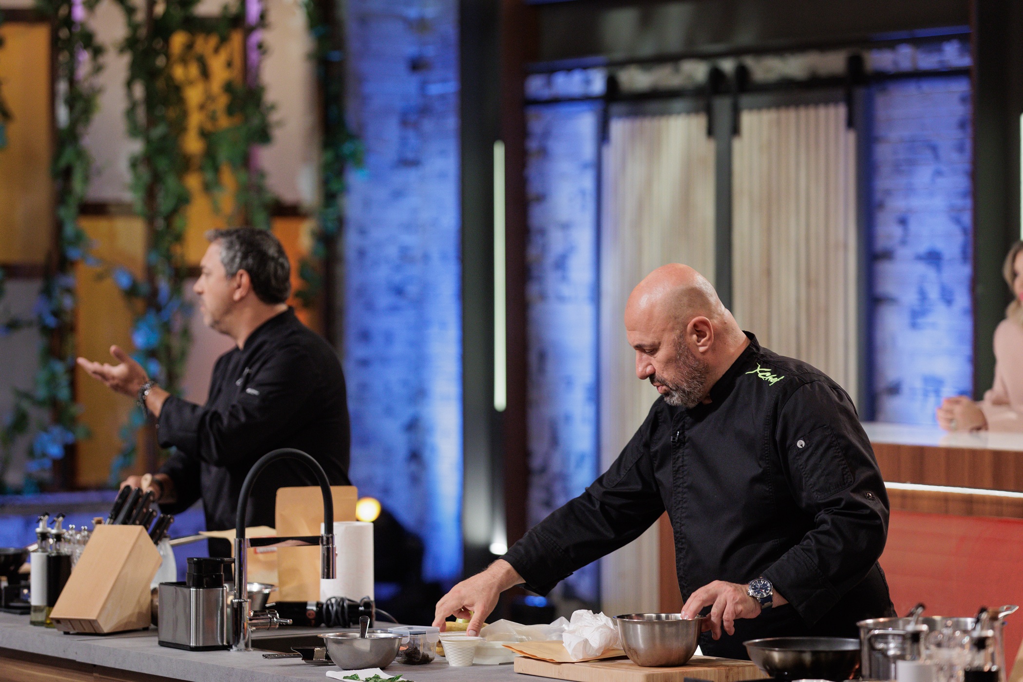MasterChef, 13 octombrie 2025. Anunțul făcut de Gina Pistol: „Avem trei oaspeți foarte speciali”! Ce se întâmplă în show-ul de la PRO TV