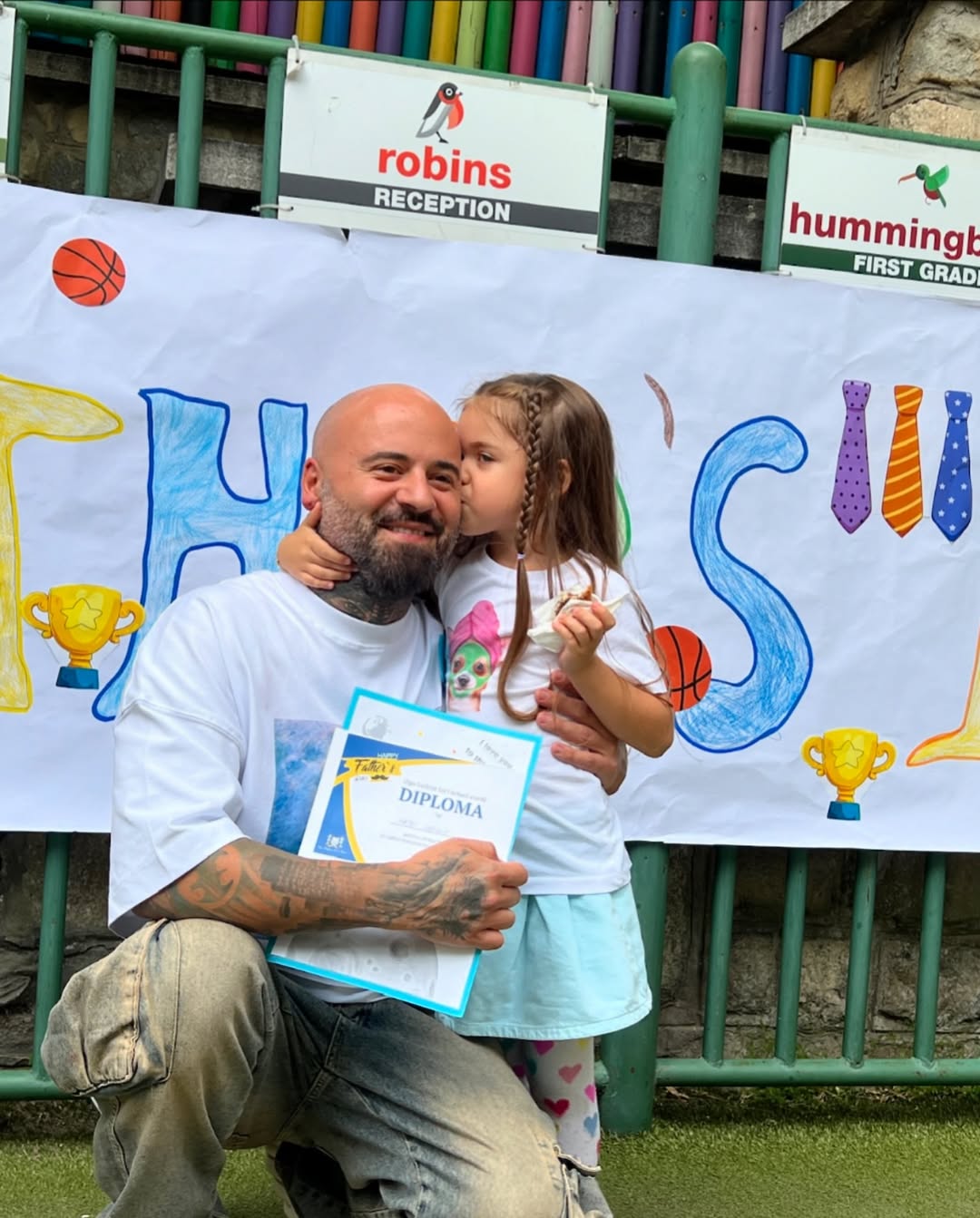 Imagini adorabile cu fiica lui Matteo. Cum arată Mia la 5 ani: „Se joacă cu soarta a 10 oameni dintr-o familie”