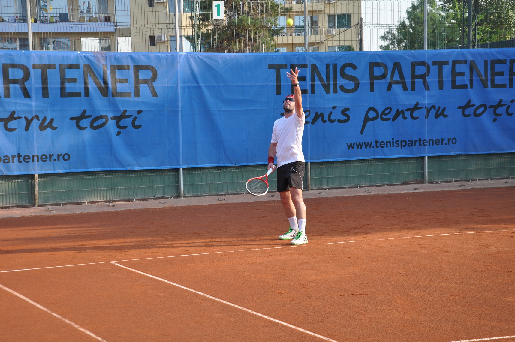 Platinum Mamaia aduce pe litoral pasionați de tenis din toată țara. Peste 180 de jucători și-au anunțat prezența la acest turneu de excepție din Circuitul Tenis Partener