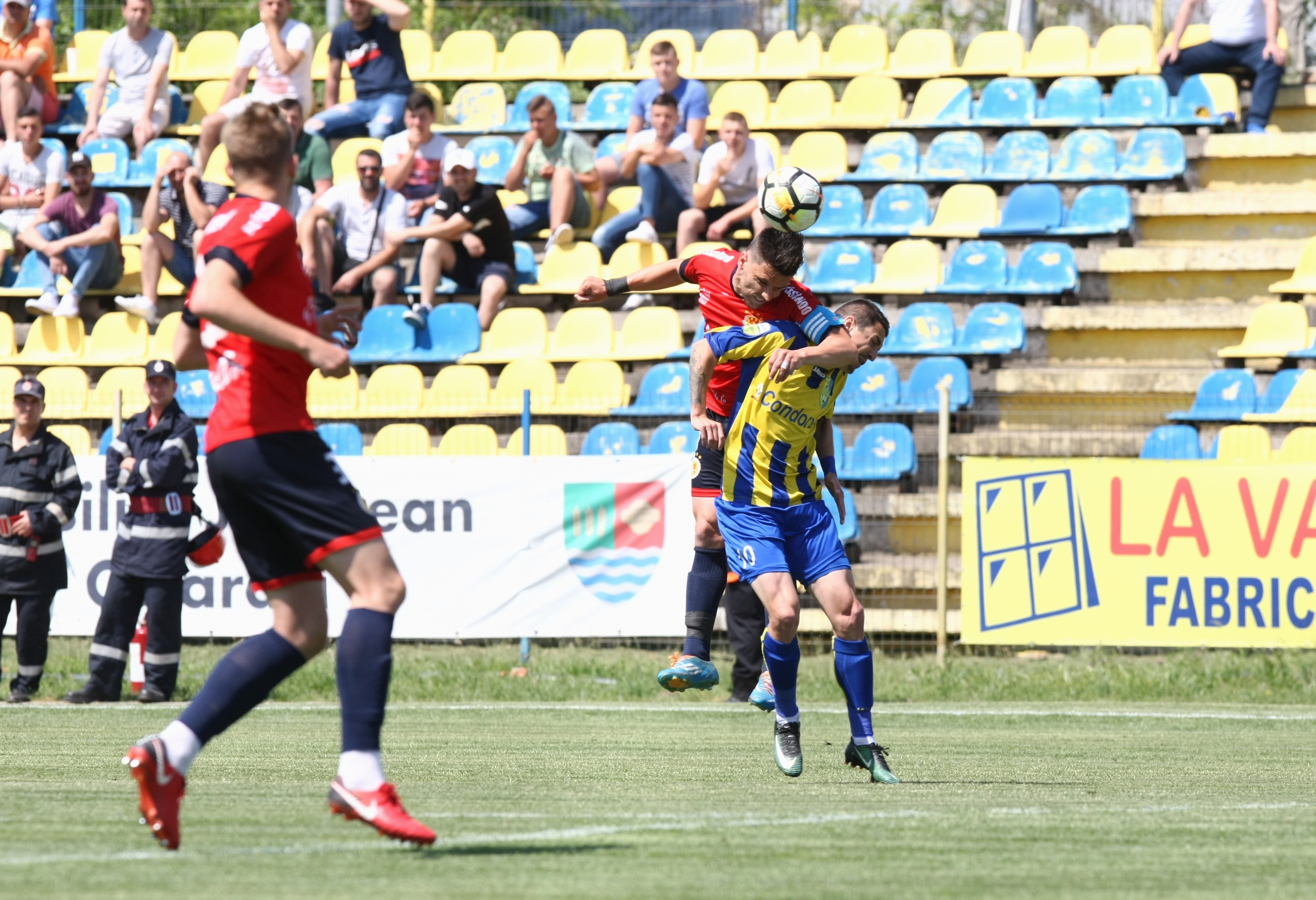 Liga 2 la fotbal, etapa 33. Dunărea Călărași a promovat matematic în Liga 1. Chindia a remizat la Mioveni. Clasament