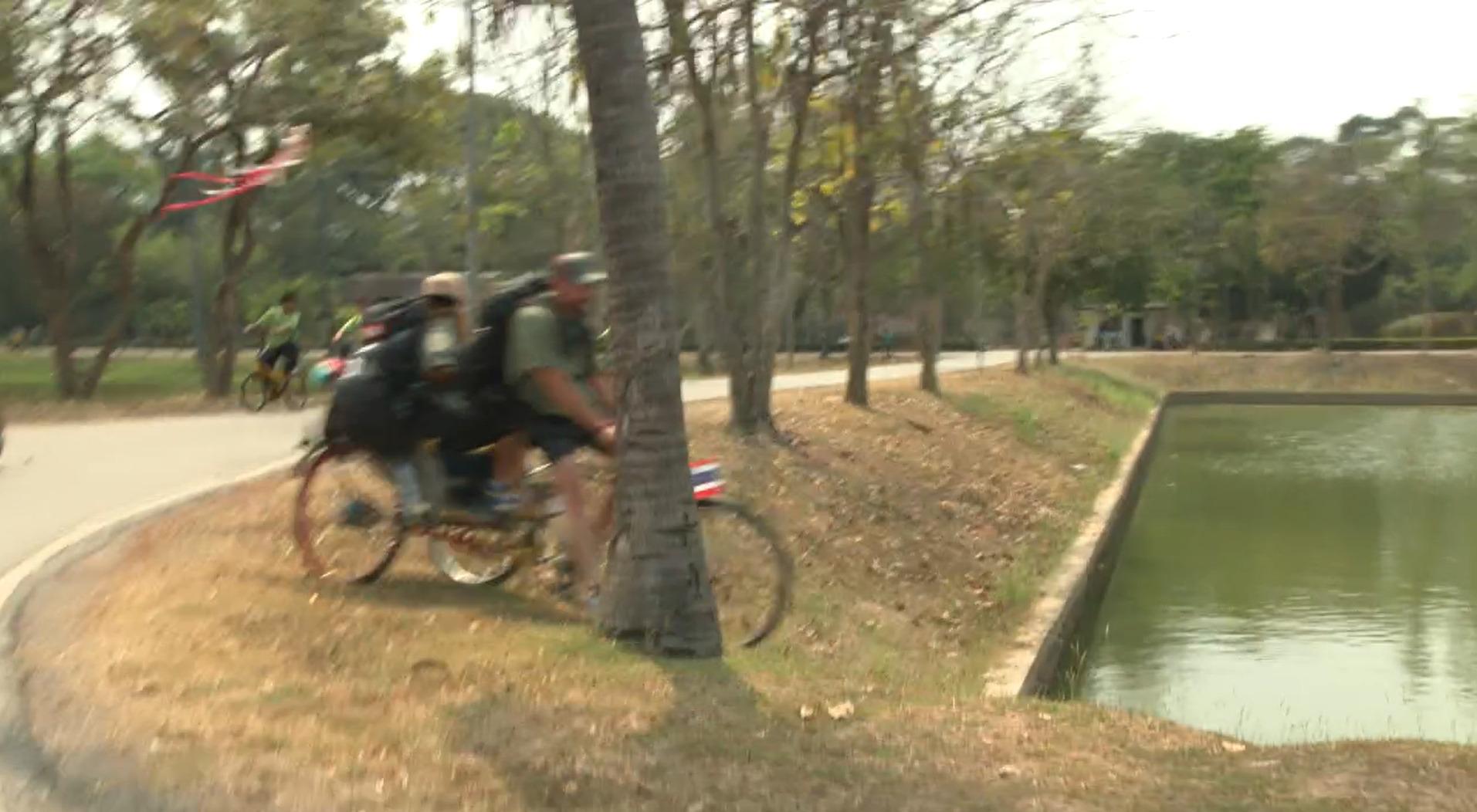 Victor Slav și iubita lui au căzut cu bicicleta într-un lac. Clipe de coșmar la Asia Express 2024
