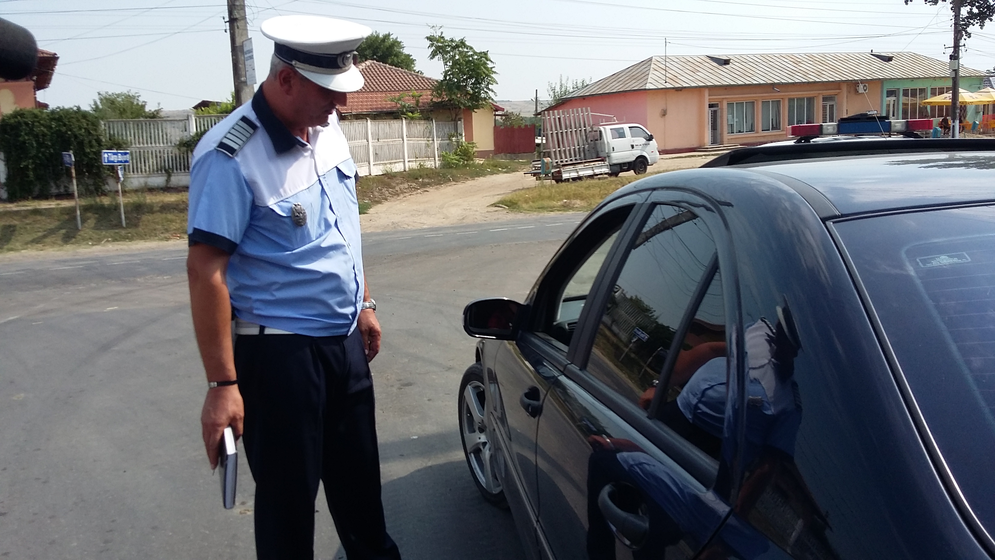Una dintre victimele din Foltești a fost înmormântată! Șoferul este, în continuare, de negăsit! GALERIE FOTO