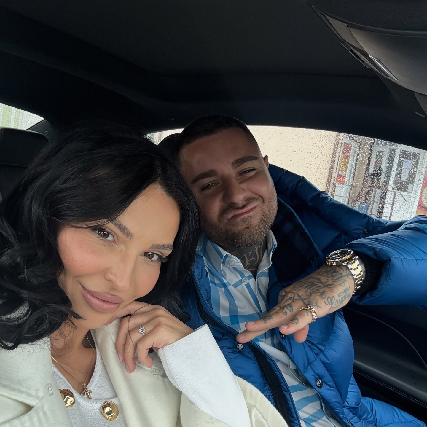 Francisca și TJ Miles s-au căsătorit civil. Primele imagini și declarații: „Urmează să facem și nuntă și botez”