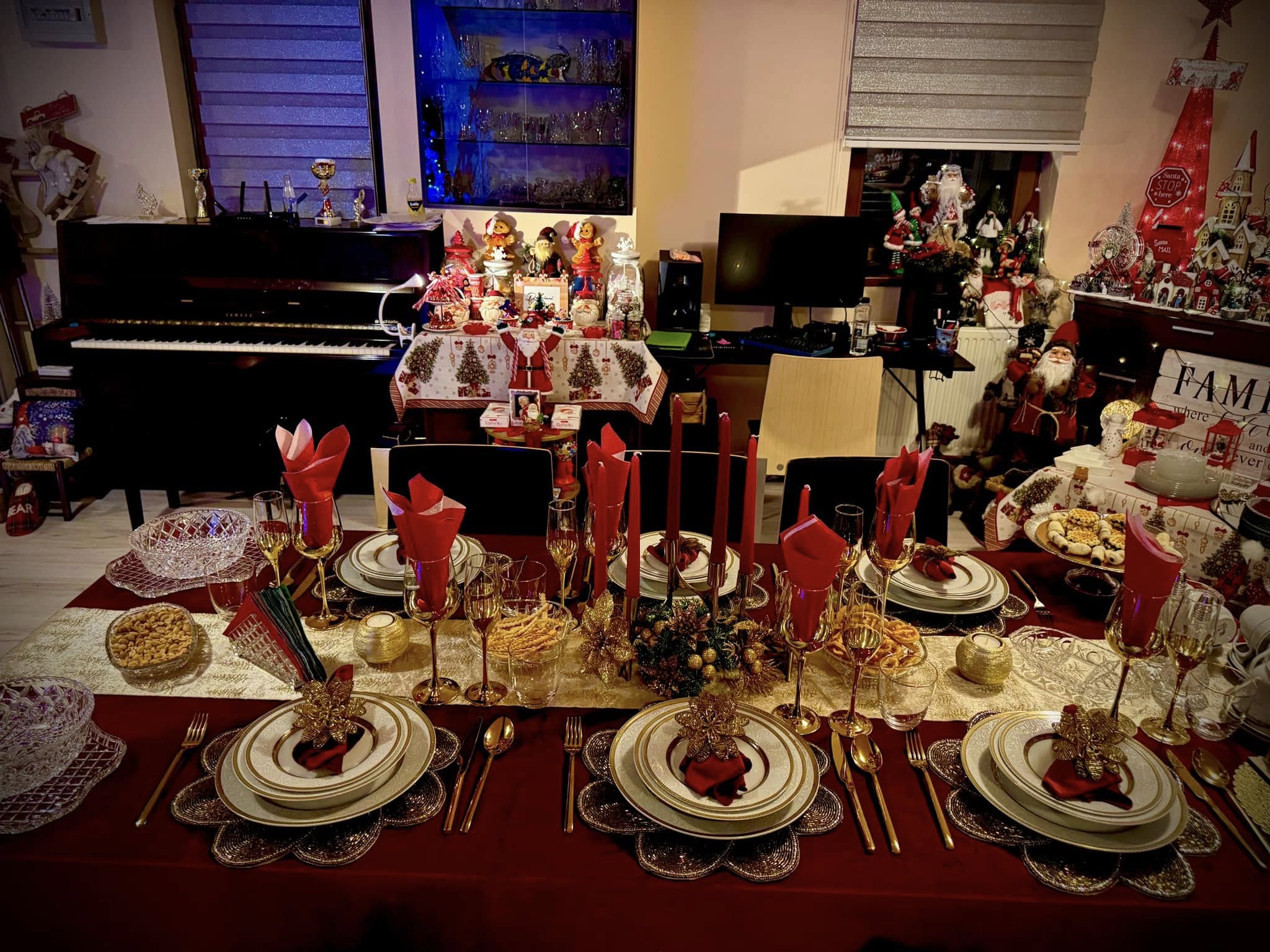 Imagini din casa în care locuiește Minodora. A decorat livingul în stil african: „Este încărcată cu pace și multă culoare”
