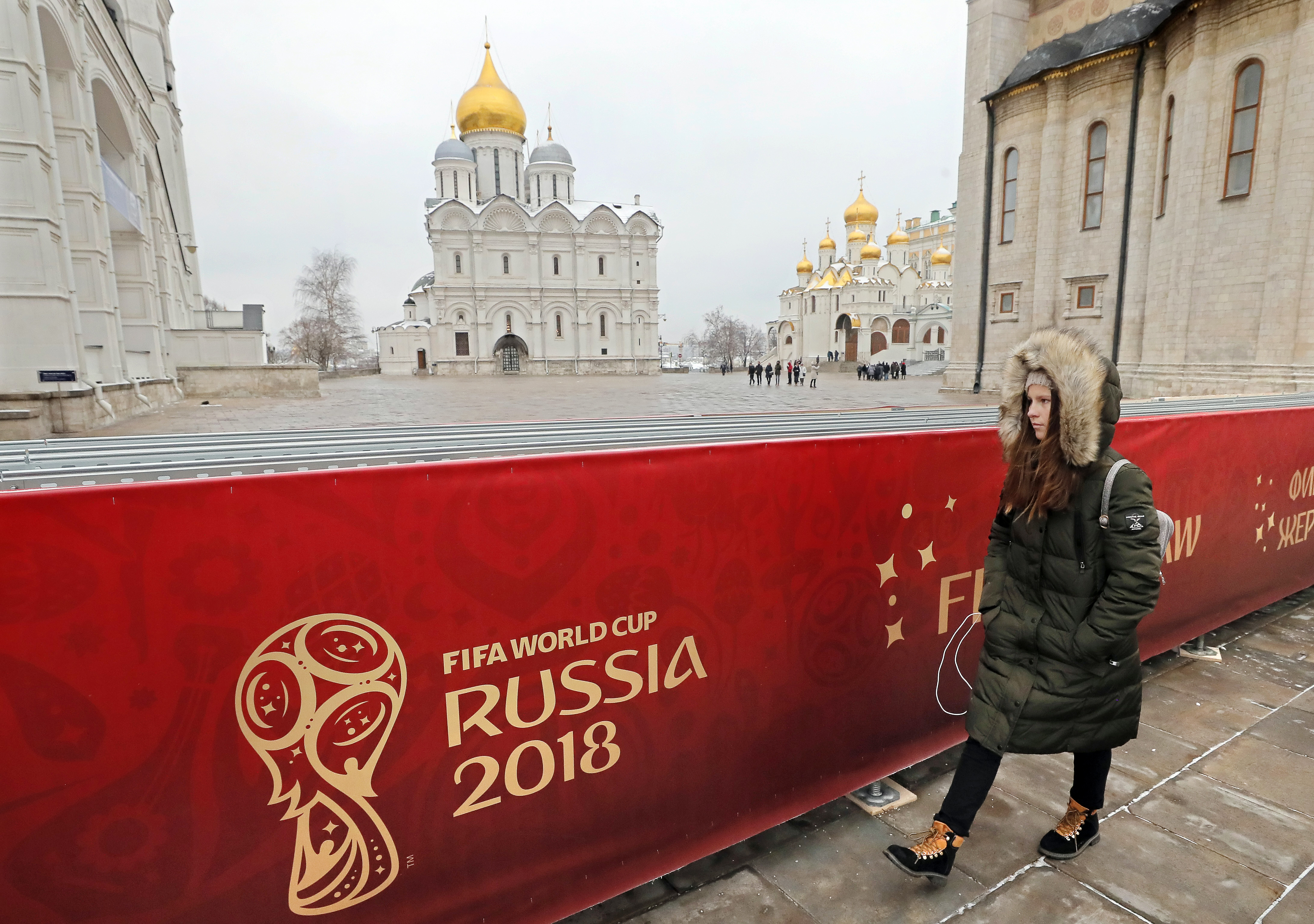 Tragerea la sorţi a grupelor Campionatului Mondial de Fotbal Rusia 2018, la TVR. Spania - Portugalia! Rusia - Arabia Saudită, primul meci al turneului| FOTO & VIDEO