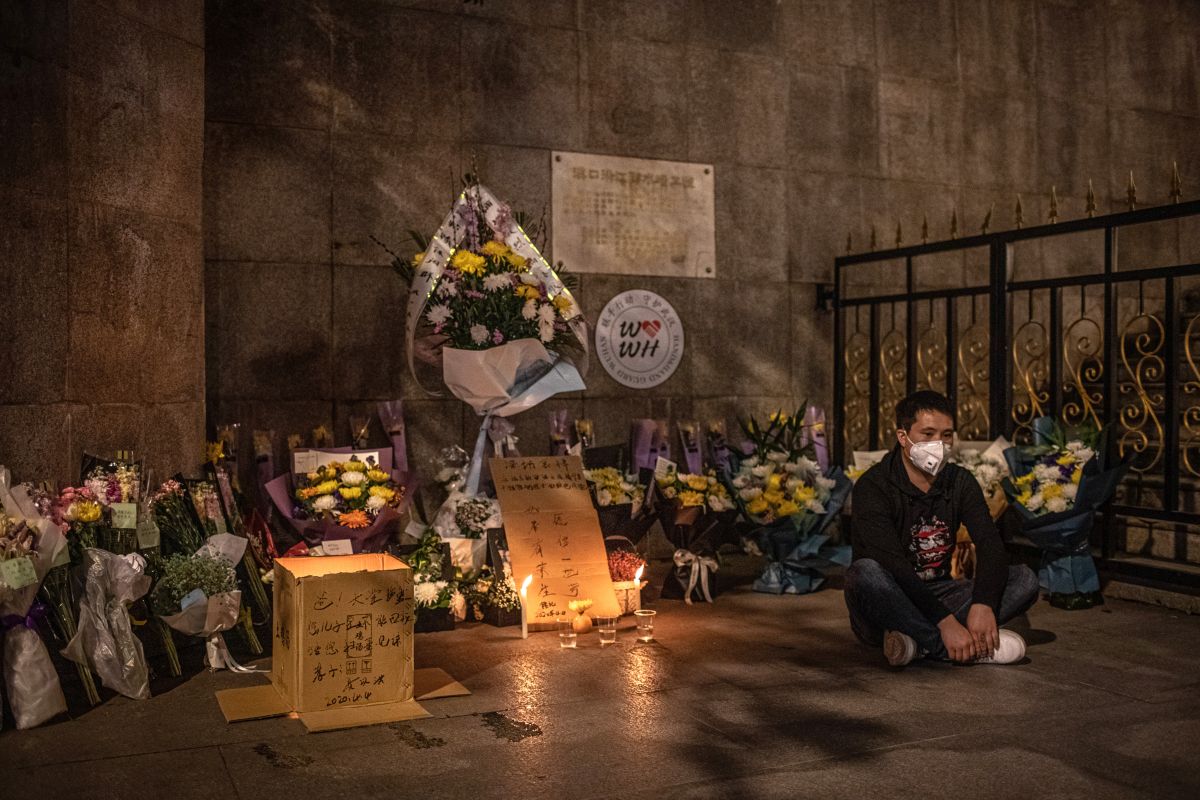 Cum arată libertatea după 43 de zile de carantină totală în Wuhan. „Am fost atât de entuziasmată încât am izbucnit în plâns”