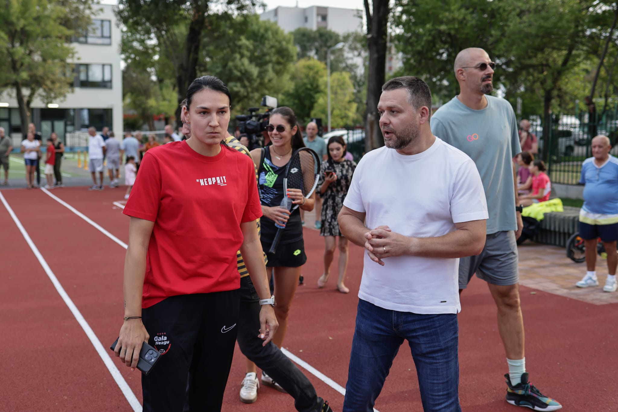 Școala 164 din București a inaugurat cea mai mare bază sportivă, care îi poartă numele campioanei Cristina Neagu