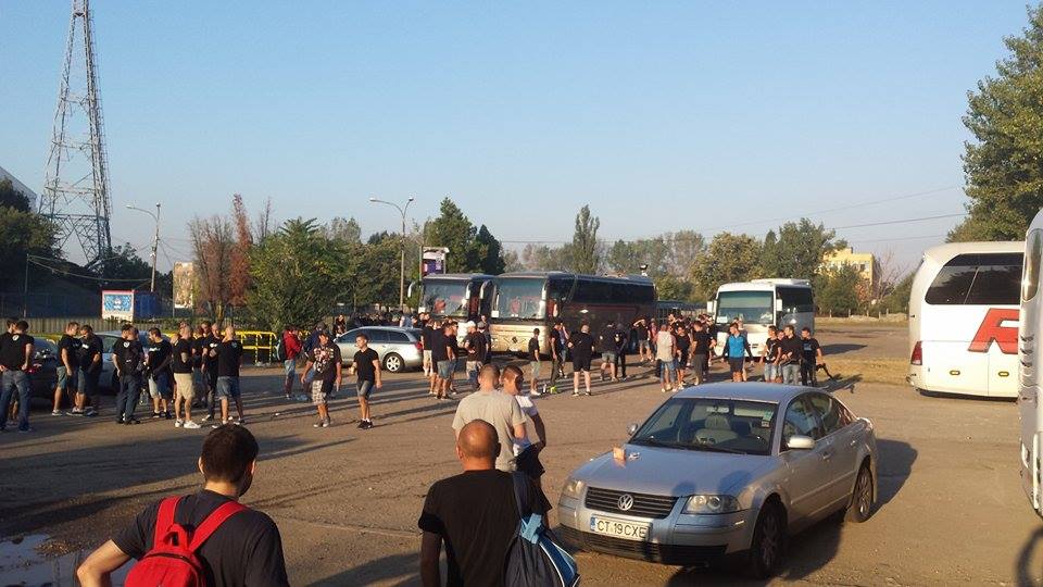 EXCLUSIV / A început RĂZBOIUL. Fanii stelişti s-au bătut cu poliţiştii bulgari! 