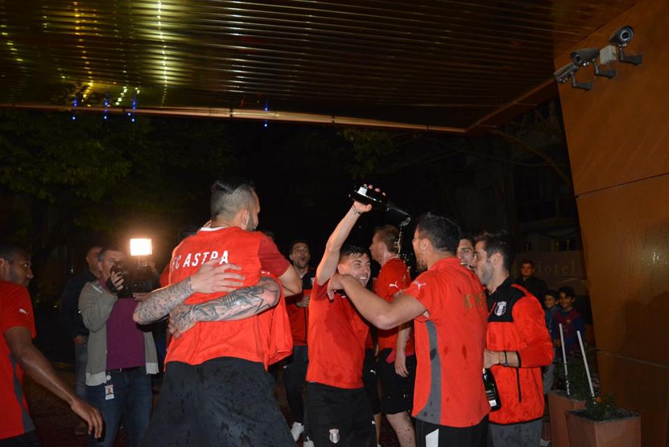 A început fiesta la Giurgiu! Prima reacție a lui Șumudică: ”Este extraordinar! Am practicat cel mai frumos fotbal” FOTO&VIDEO