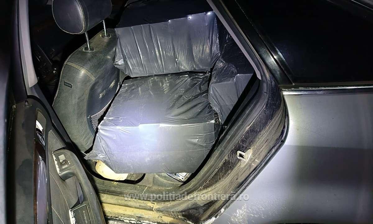 „Trage pe dreapta, că trag!”. Focuri de armă și urmărire pe zăpadă în Botoșani pentru a opri o mașină. VIDEO