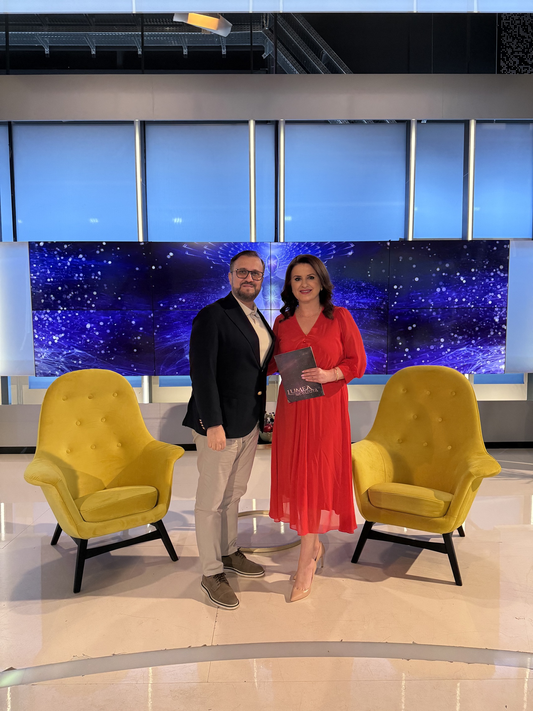 Program TV de Paște 2026 la Antena Stars. Valentin Sanfira și familia Clejanilor, printre numele care apar pe post