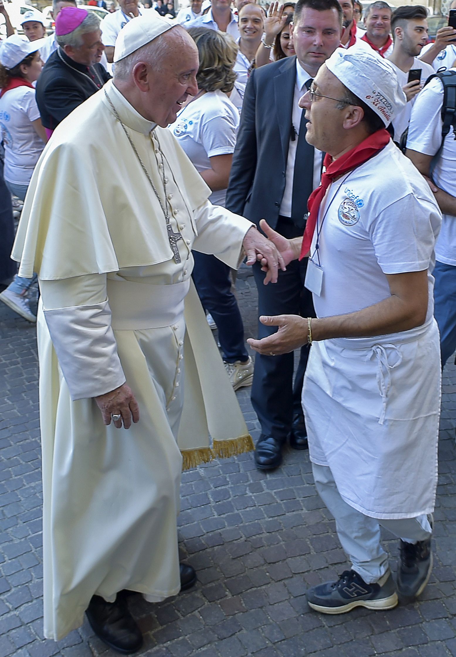 Papa Francisc, „petrecere” cu pizza în cinstea sanctificării Maicii Tereza / FOTO