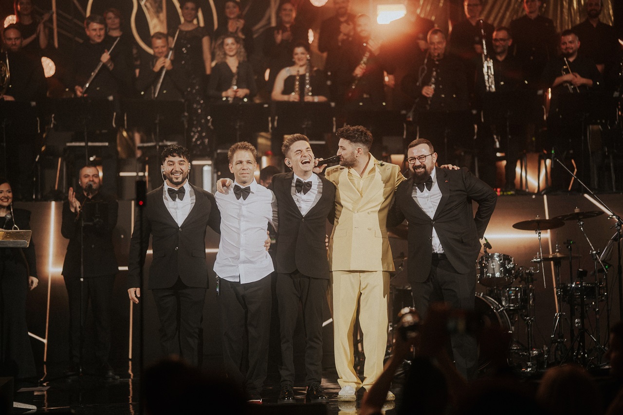 Cum a fost la concertul „Armonie”, susținut de Smiley pe scena de la Sala Palatului din București: „Am trecut prin toate stările și emoțiile”