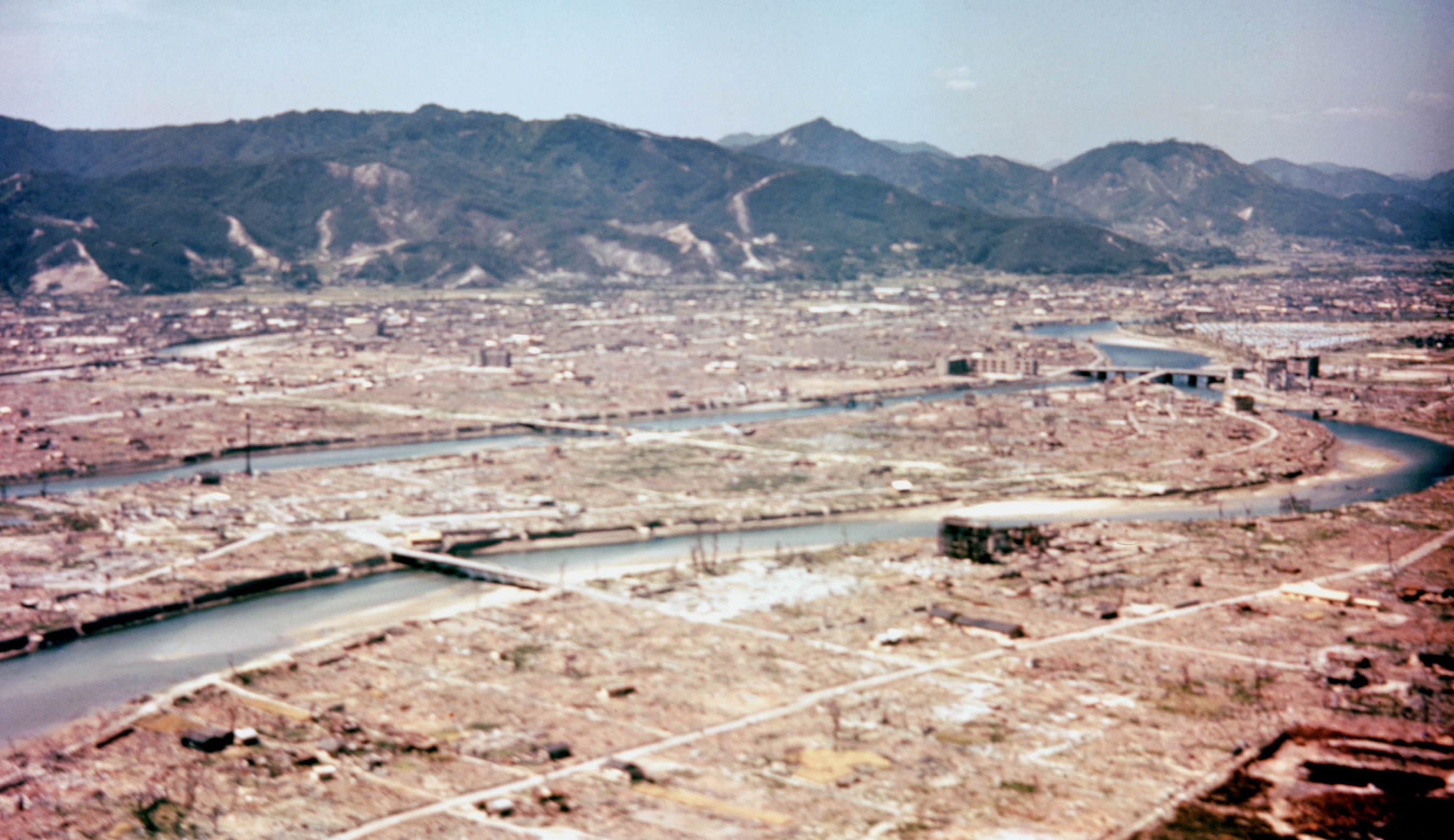 FOTO & VIDEO | Se împlinesc 73 de ani de la atacul nuclear de la Hiroshima