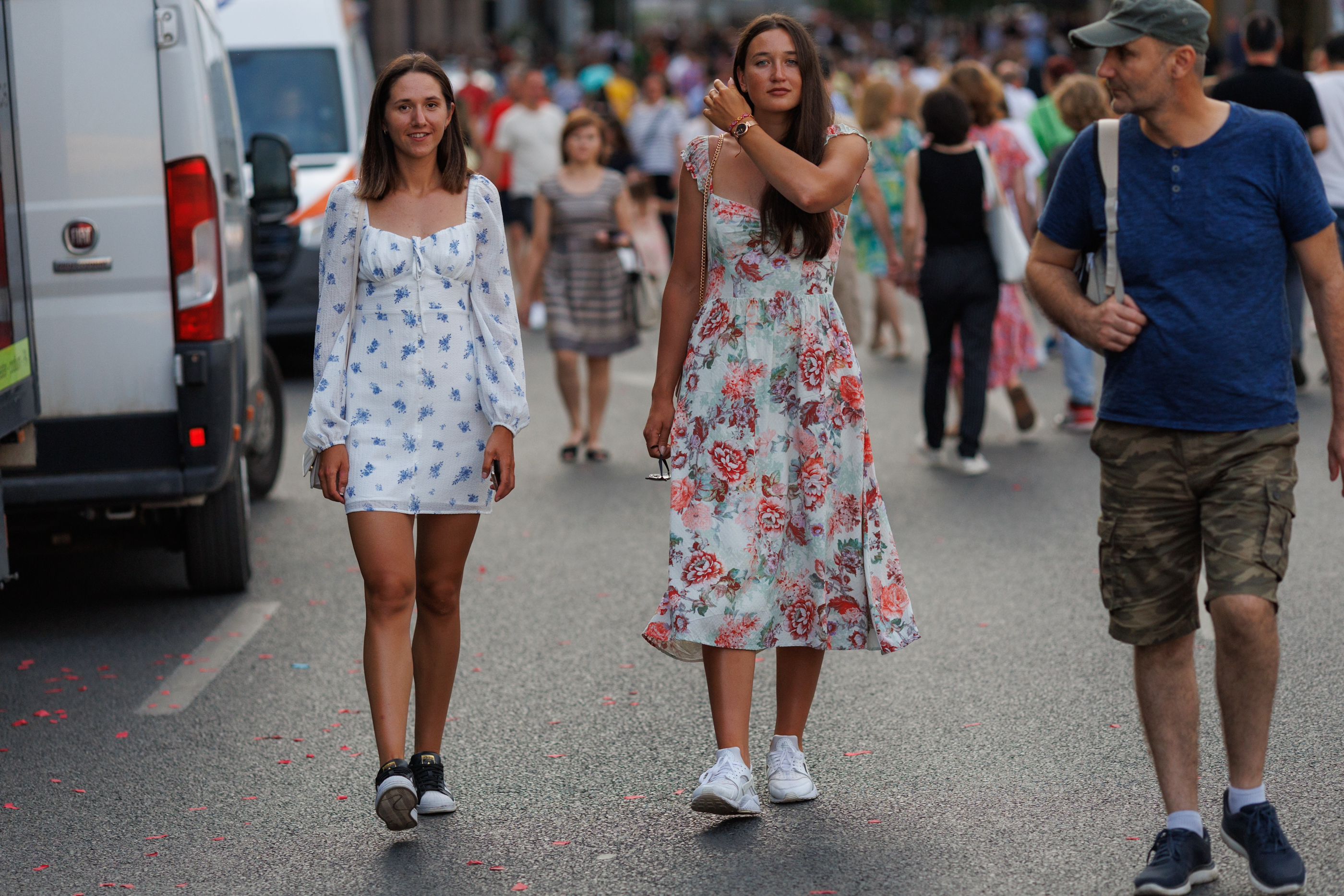 FOTOREPORTAJ. „B-Fit in the Street” în 50 de imagini. 200 de artişti din Spania, Franţa și Italia au făcut spectacol pe străzile din București