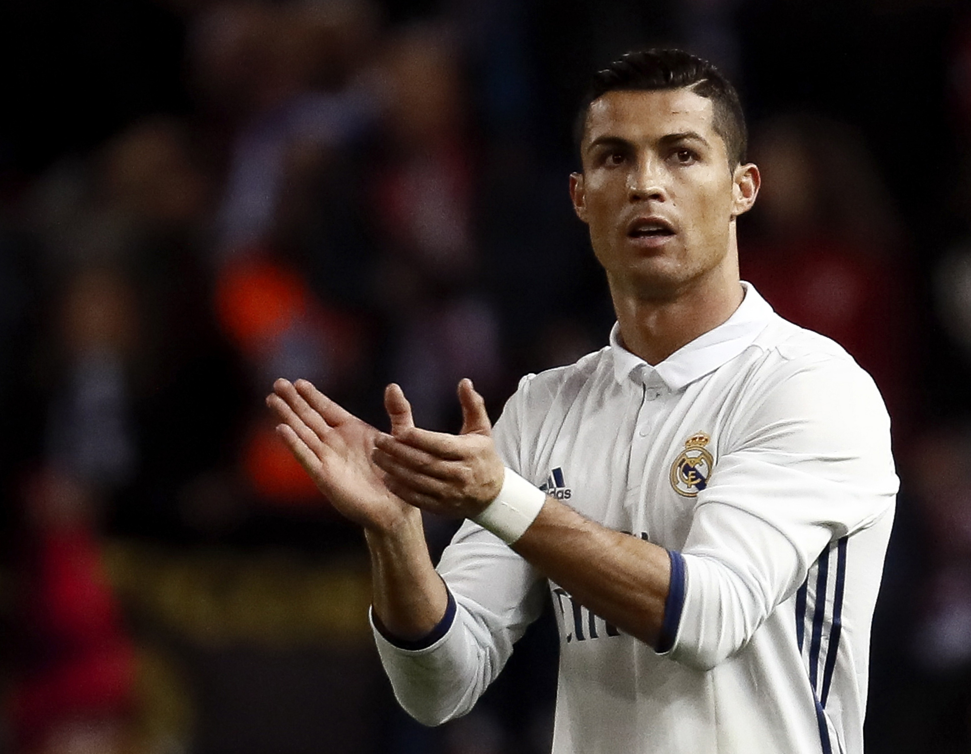 Cristiano Ronaldo l-a întrecut și pe Di Stefano. Hat-trick pentru atacantul Realului în derby-ul cu Atletico
