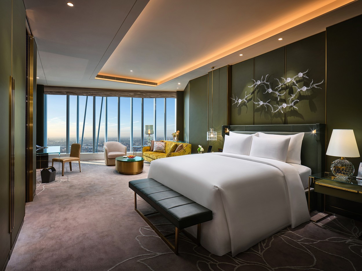 Cum arată „hotelul din nori”, inaugurat recent în China