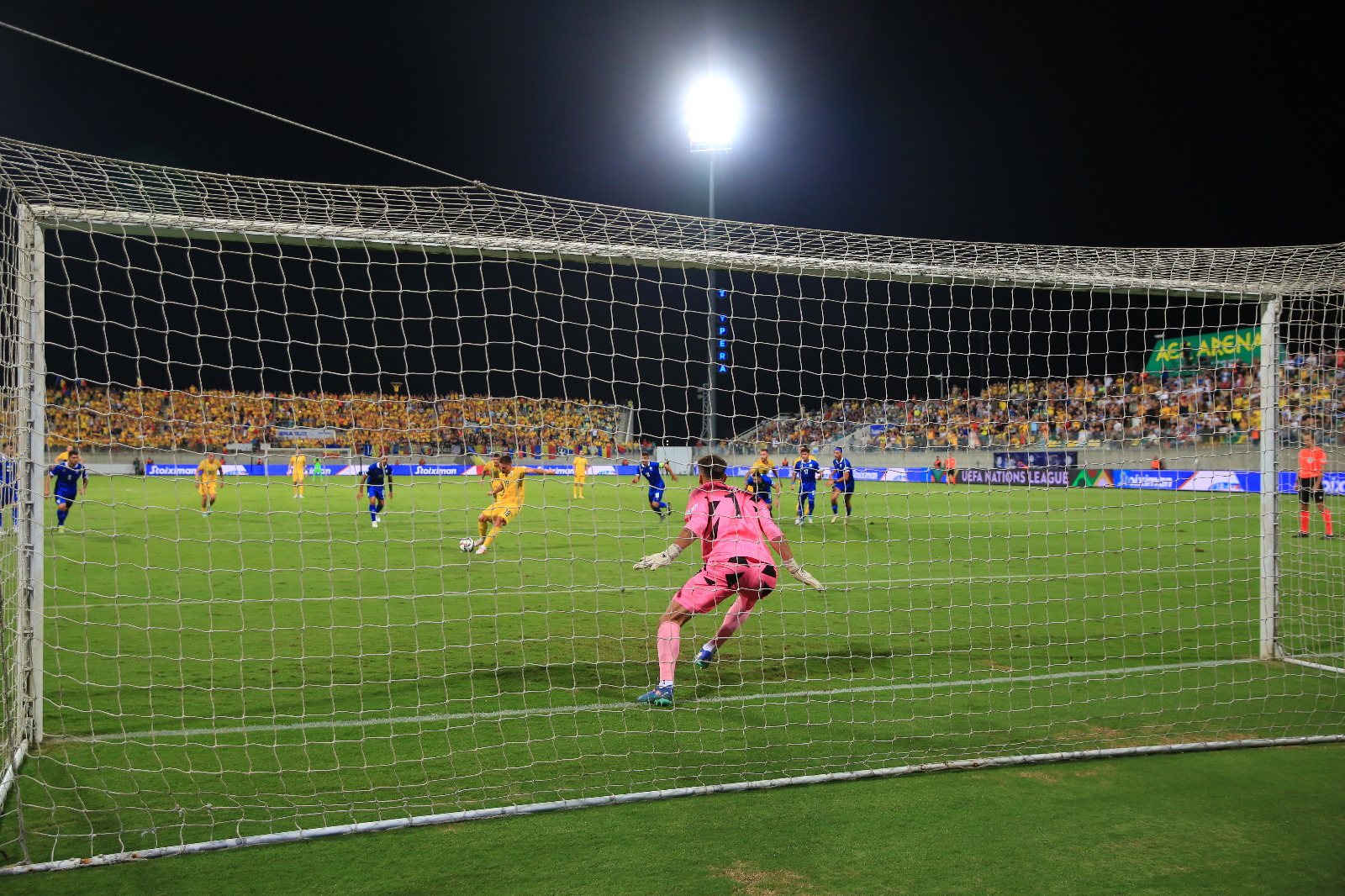 România a câștigat în Cipru cu 3-0 și este lider în Liga Națiunilor cu punctaj maxim