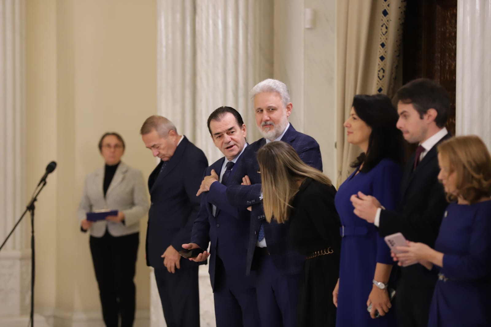 Oana Gheorghiu a devenit vicepremier, deși Grindeanu și PSD i-au cerut lui Bolojan să o retragă pentru declarațiile anti-Trump