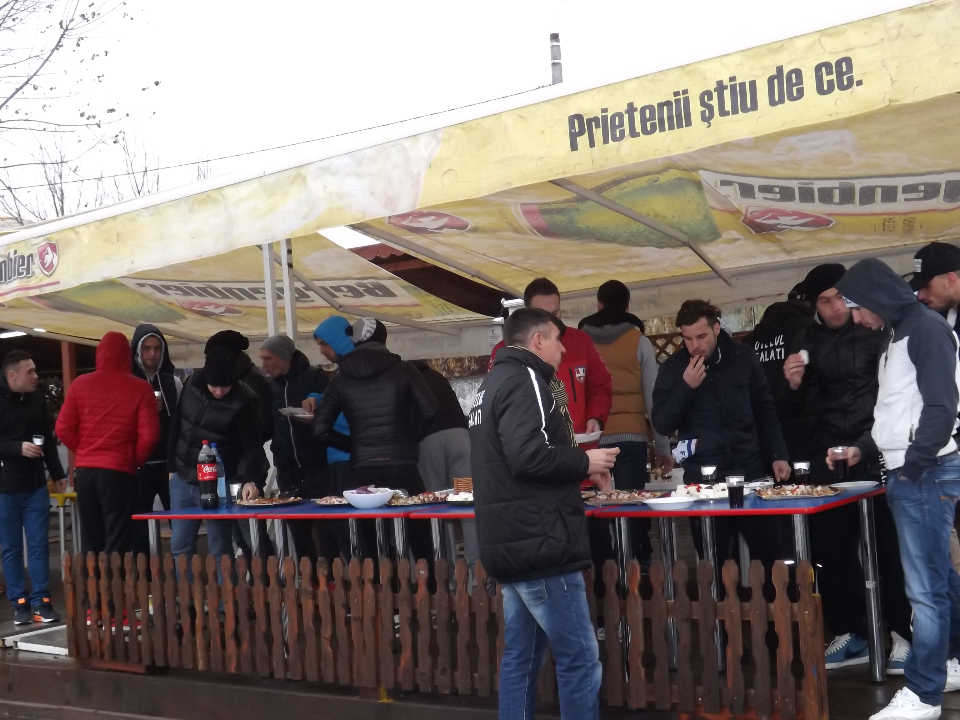 Oțelarii au tăiat porcul, dar cu atenție la siluetă! Selymes dă amenzi de 500 euro pe kilogram în plus