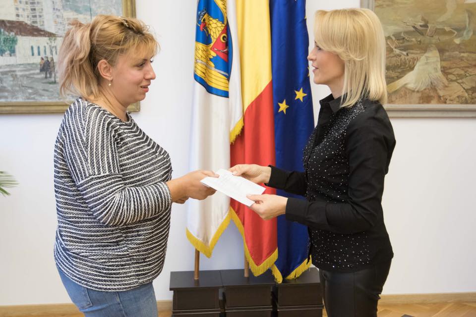 Soluția găsită de Primăria Capitalei pentru locatarii blocului ars din sectorul 5. Unde au stat, până azi