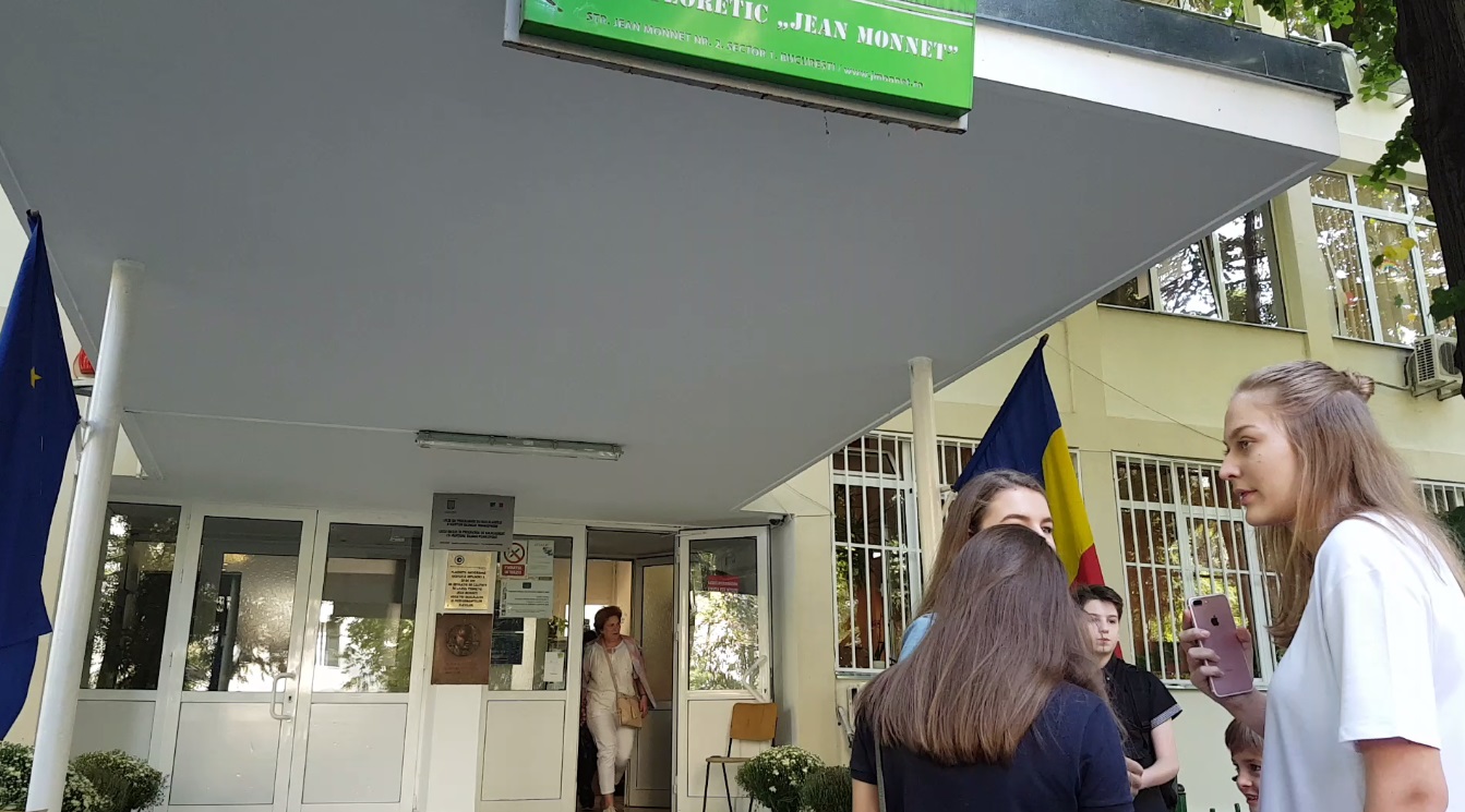 VIDEO/Noul regulament al școlilor analizat de Consiliul Elevilor București: „Elevii să treacă peste frica de profesor”