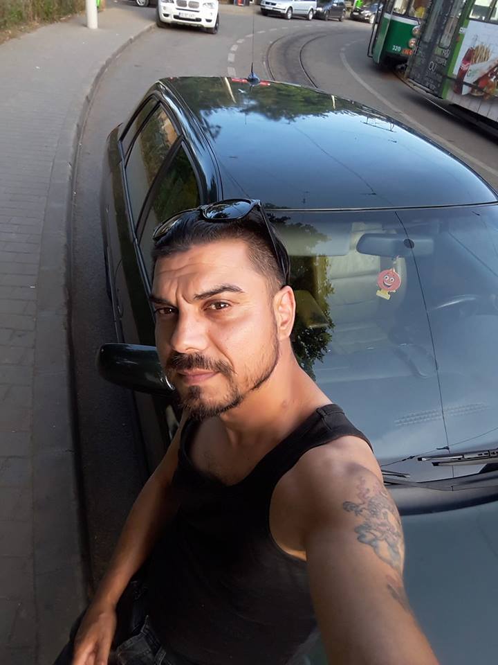 FOTO / Cine e lăutarul din Iași care a omorât un om şi a rănit alți cinci, într-un grav accident rutier