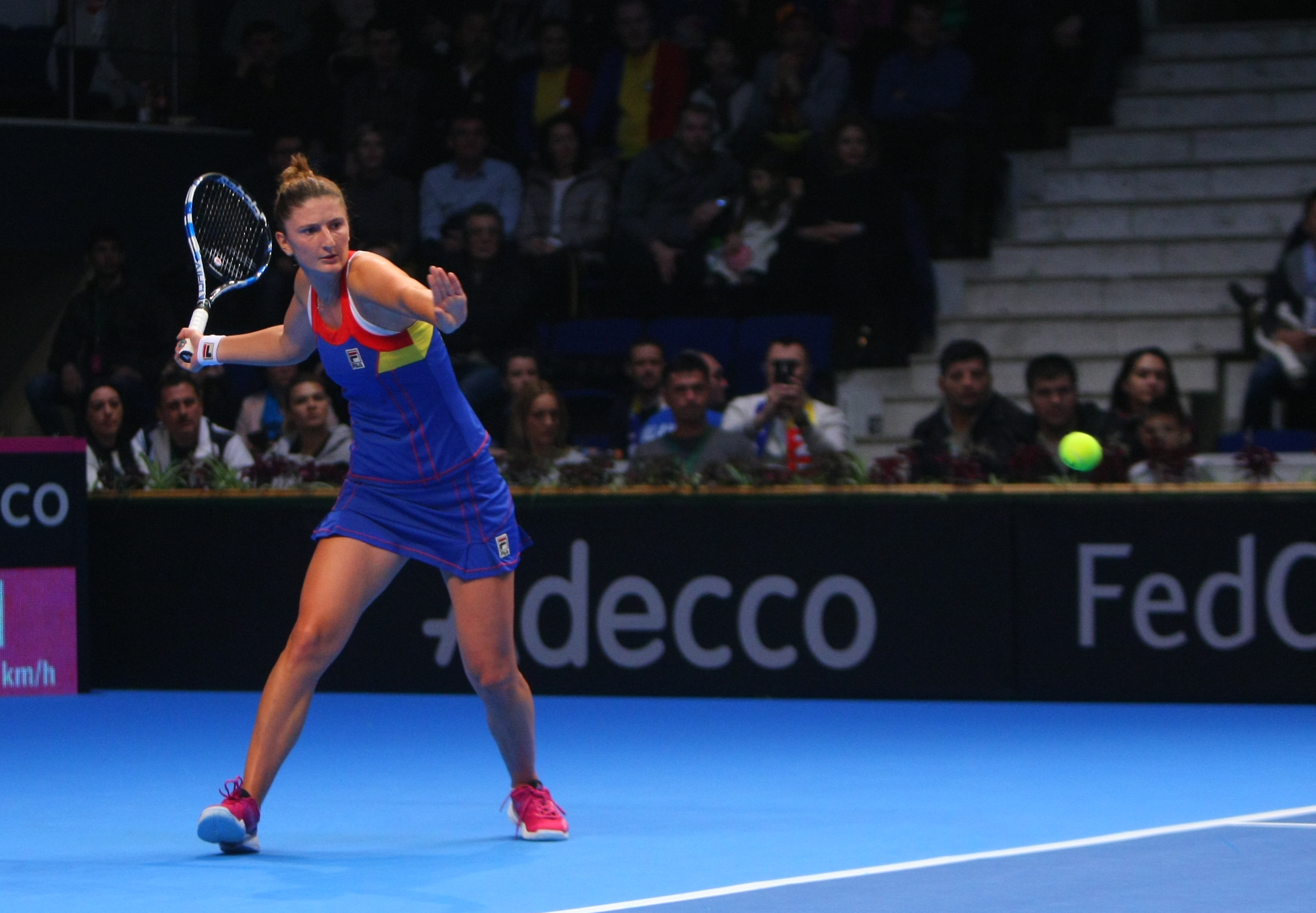 România a fost învinsă de Belgia, în primul tur al Grupei Mondiale II din Fed Cup. Irina Begu a jucat la simplu, dar a pierdut în setul decisiv. Reacții  | FOTO & VIDEO