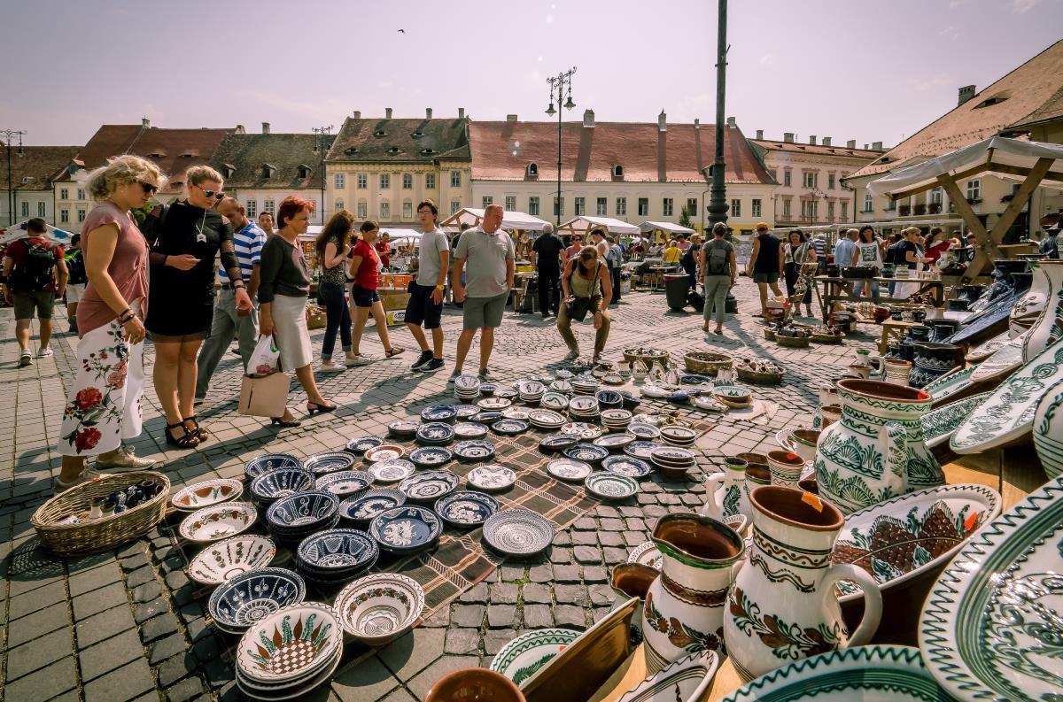 Târgul Olarilor de la Sibiu a ajuns la cea de-a 51-a ediție GALERIE FOTO