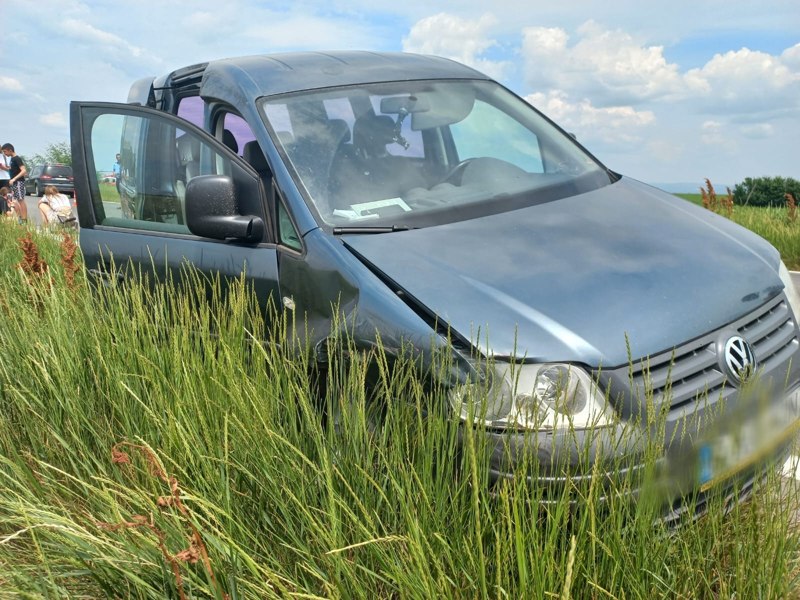 Accident grav cu șase răniți în Prahova. O fetiţă e în stare gravă, iar mama ei are un braț amputat