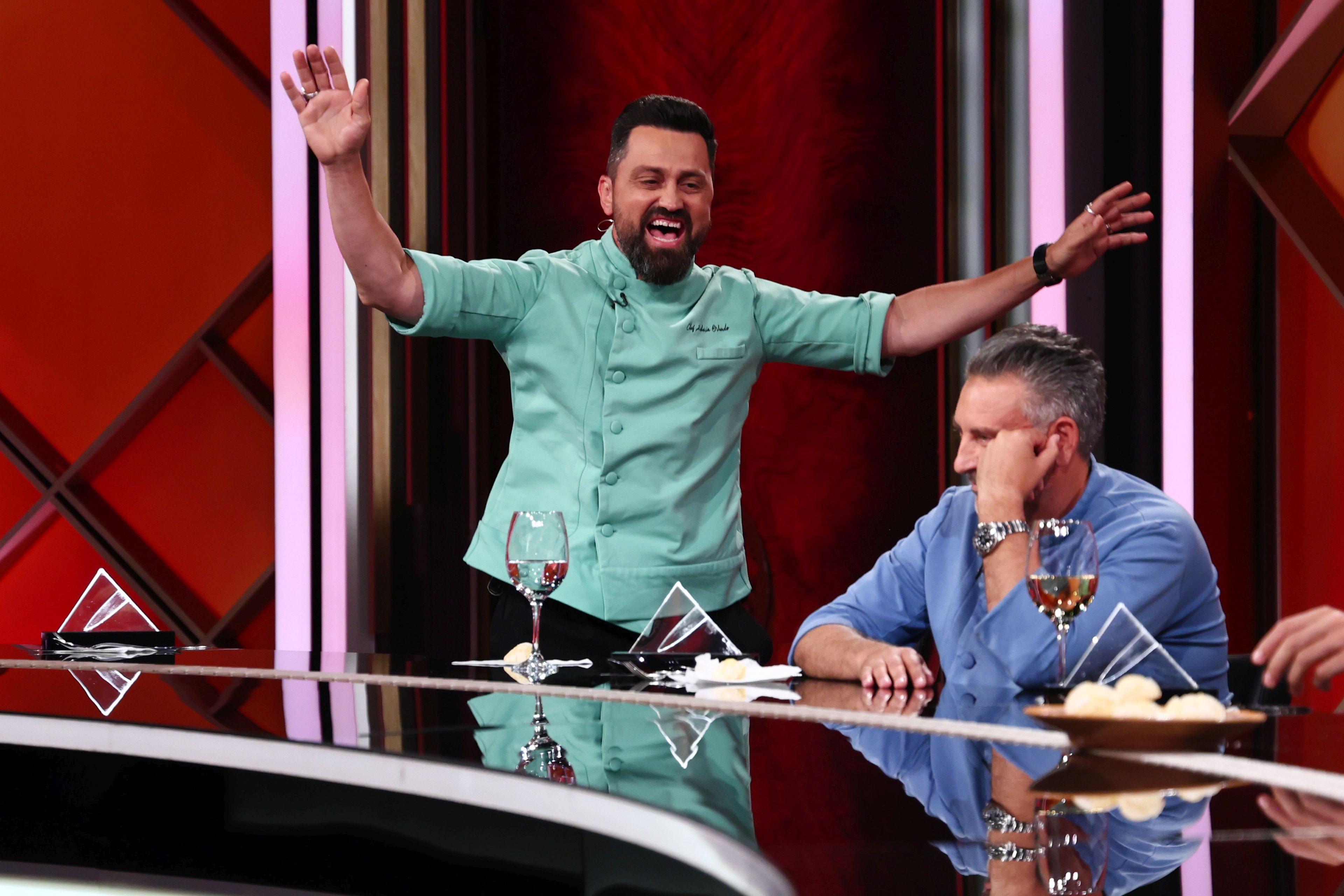 „Chefi la cuțite”, 3 decembrie 2025. Pentru prima dată în istoria emisiunii, pe platoul de filmare vor exista patru echipe