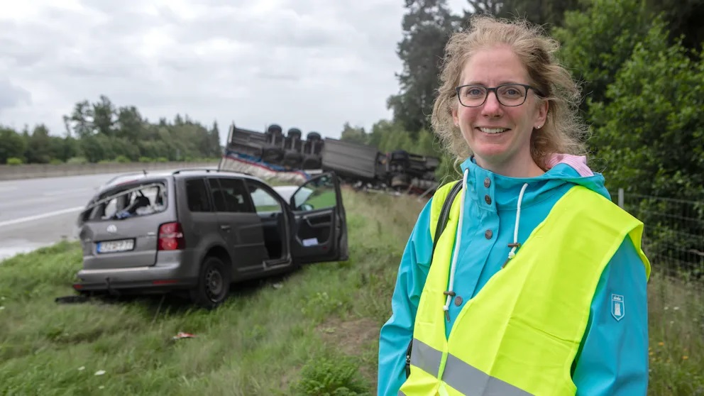 Mărturia tinerei mame în mașina căreia a intrat cu TIR-ul plin cu bere un șofer român, pe banda de urgență a unei autostrăzi din Germania