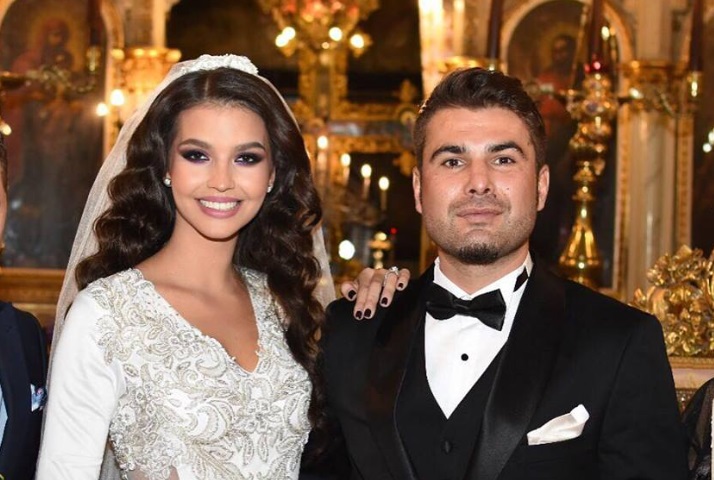 Mesajul pe care i l-a transmis public Adrian Mutu soției Sandra, care și-a sărbătorit ziua de naștere: „Sper să te simți cea mai fericită femeie”