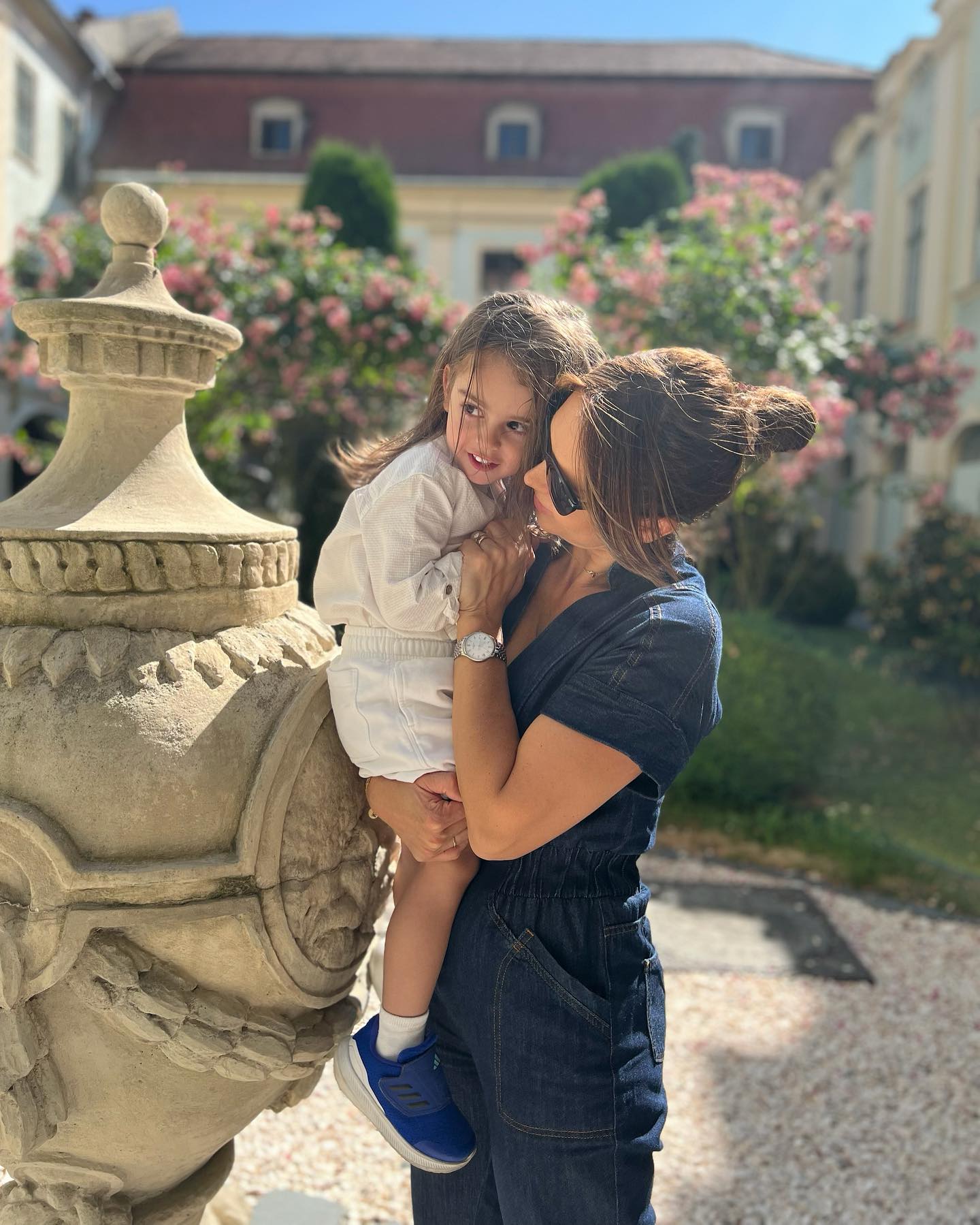 Apariția Magdei Pălimariu alături de băiețelul ei, care a împlinit trei ani. Fanii au reacționat: „Acum e timpul potrivit pentru un frățior”