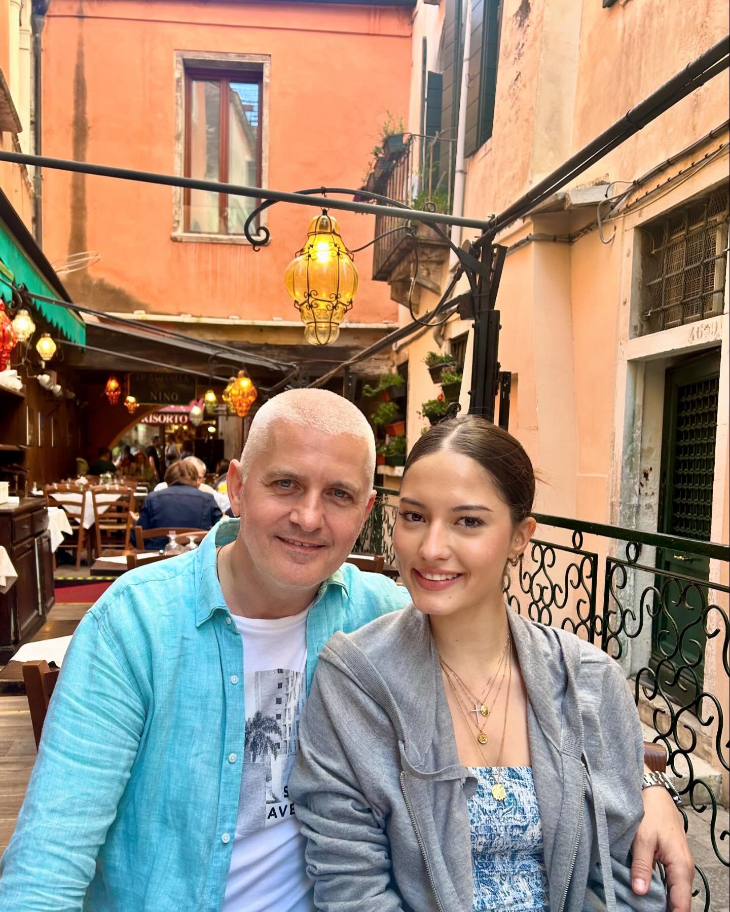 Cum s-a descurcat fata lui Virgil Ianțu la Bacalaureat. Prezentatorul a dat-o de gol pe Jasmina: „Ai muncit foarte mult pentru examenele astea”