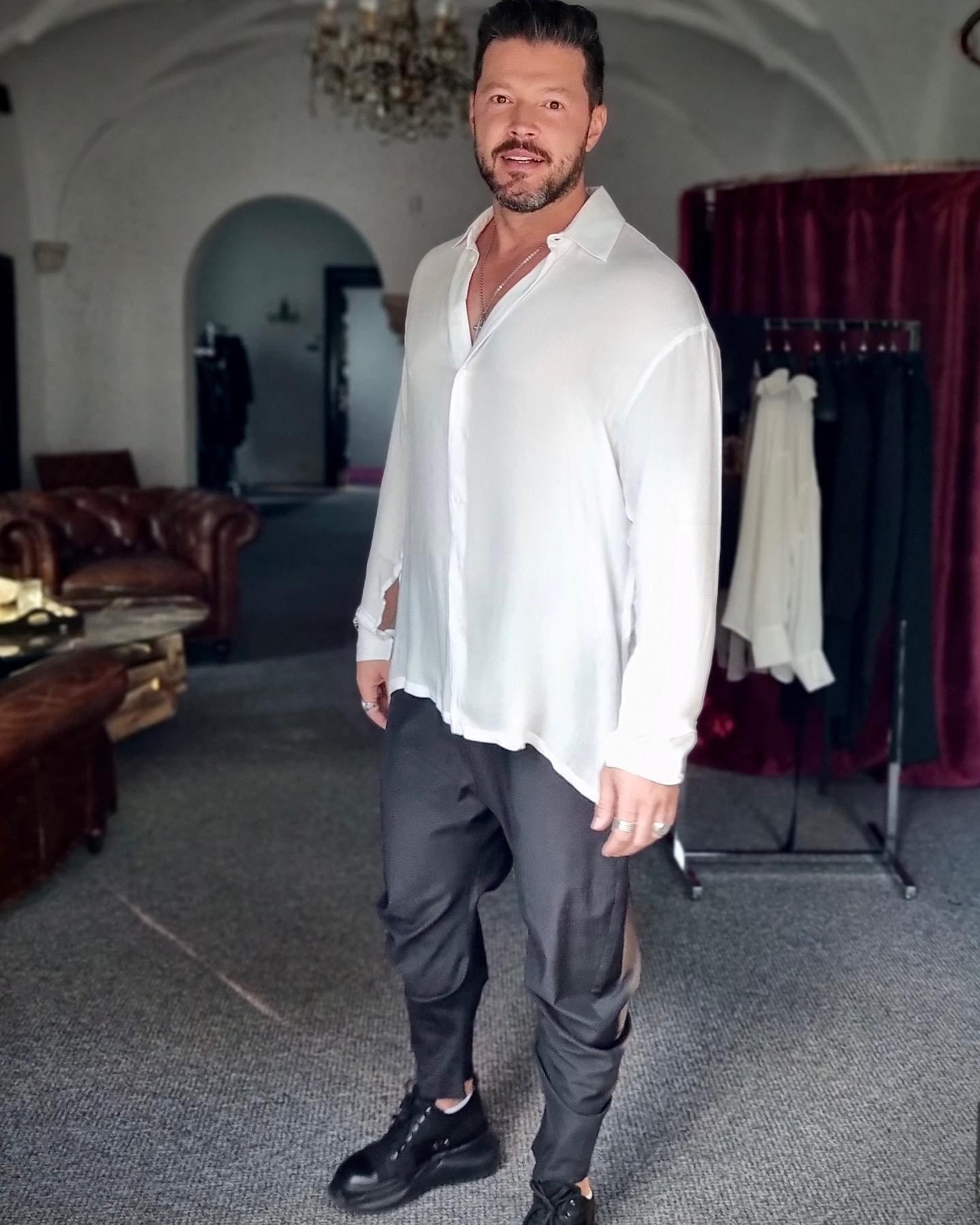 Cum a slăbit Victor Slav: „Am avut vreo 104 kilograme. În prezent am 89”. Foarte rar mai apare la evenimente mondene