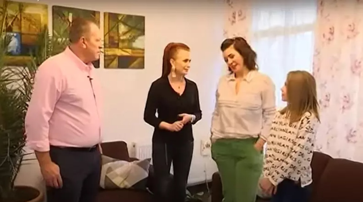 Imagini din casa în care a locuit Helmut Duckadam cu soția Alexandra și fiica Julianne. În vilă are și „scara președinților”