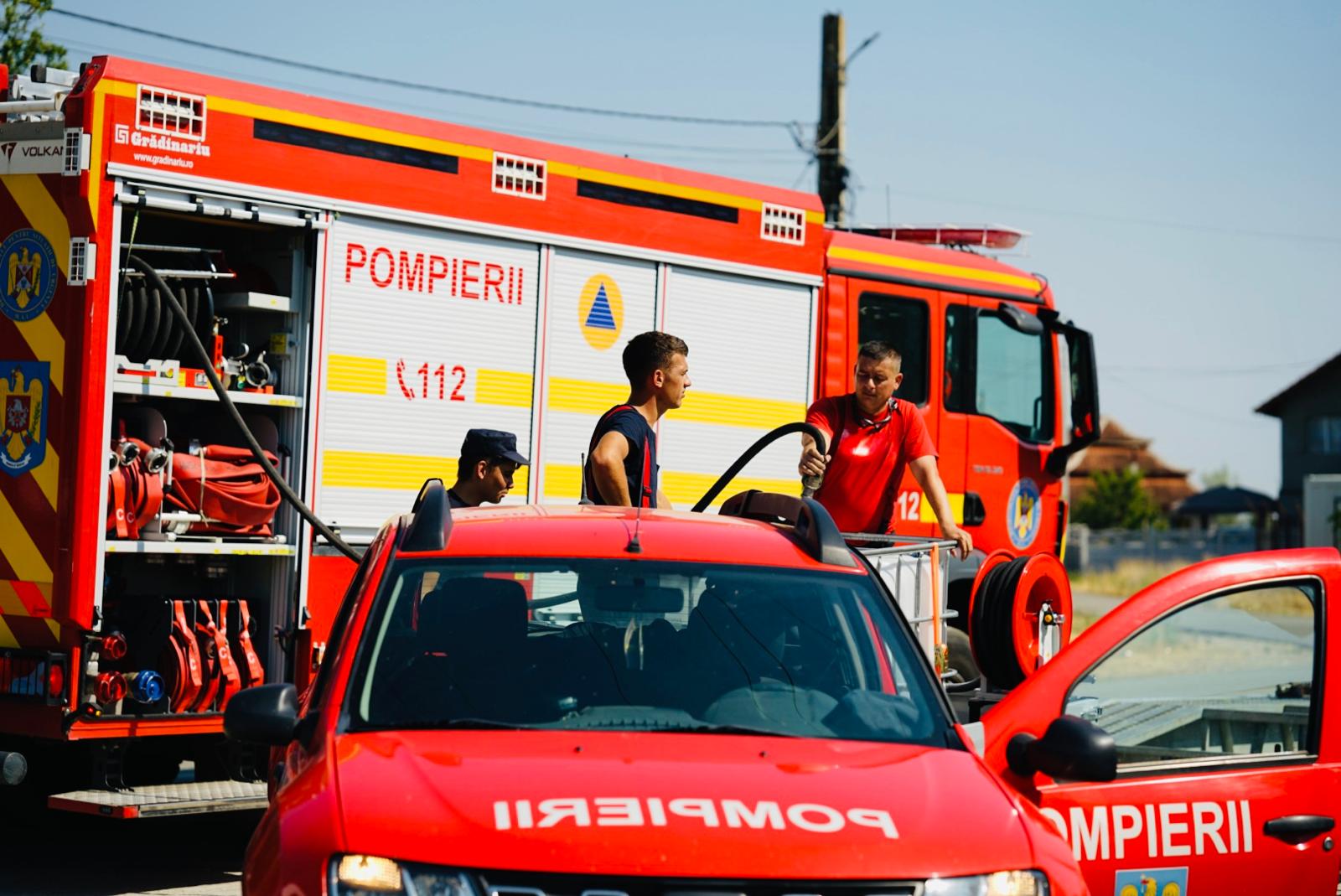 Mesaj RO-Alert, emis după ce zeci de hectare de vegetație uscată din Giurgiu și Mehedinți au fost cuprinse de flăcări