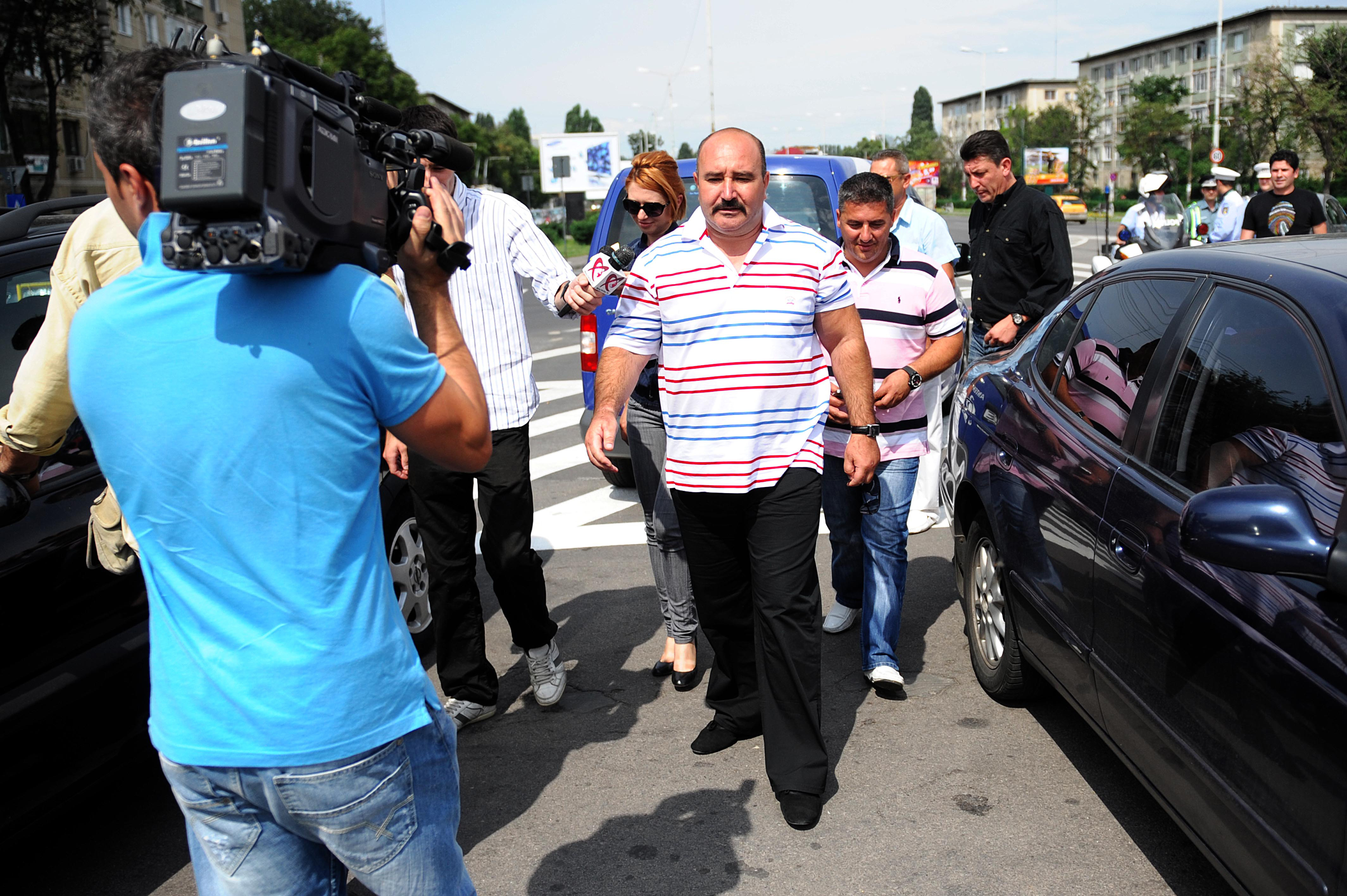 Cum au devenit frații Cămătaru lideri ai lumii interlope după Revoluție. Dezvăluiri făcute aproape de miezul nopții la PRO TV