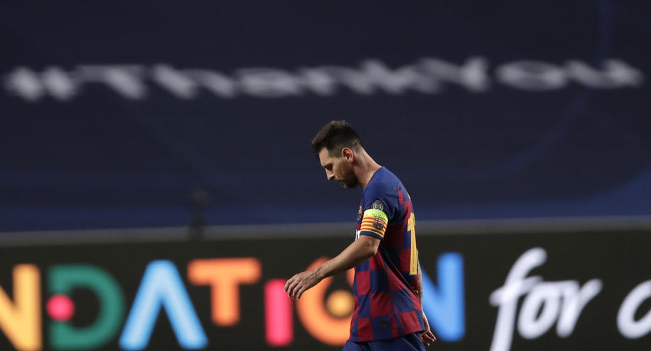 FOTO | 10 fotografii care arată modul în care a fost umilită Barcelona aseară de Bayern Munchen. Imaginea virală cu Messi din vestiar