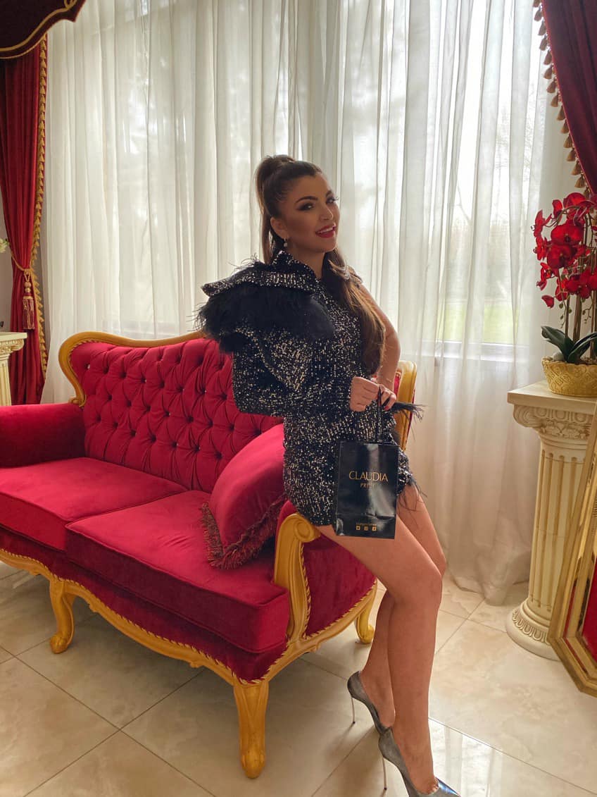 Cântăreața Claudia Ghițulescu, declarații neașteptate la trei ani de la divorțul de soțul care a înșelat-o