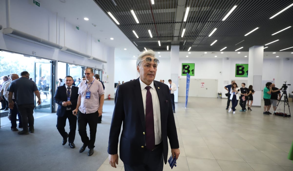 Congresul Extraordinar al PNL s-a încheiat: 1769 de liberali au votat pentru Ilie Bolojan și echipa sa / Puciștii din jurul lui Veștea, somați să demisioneze