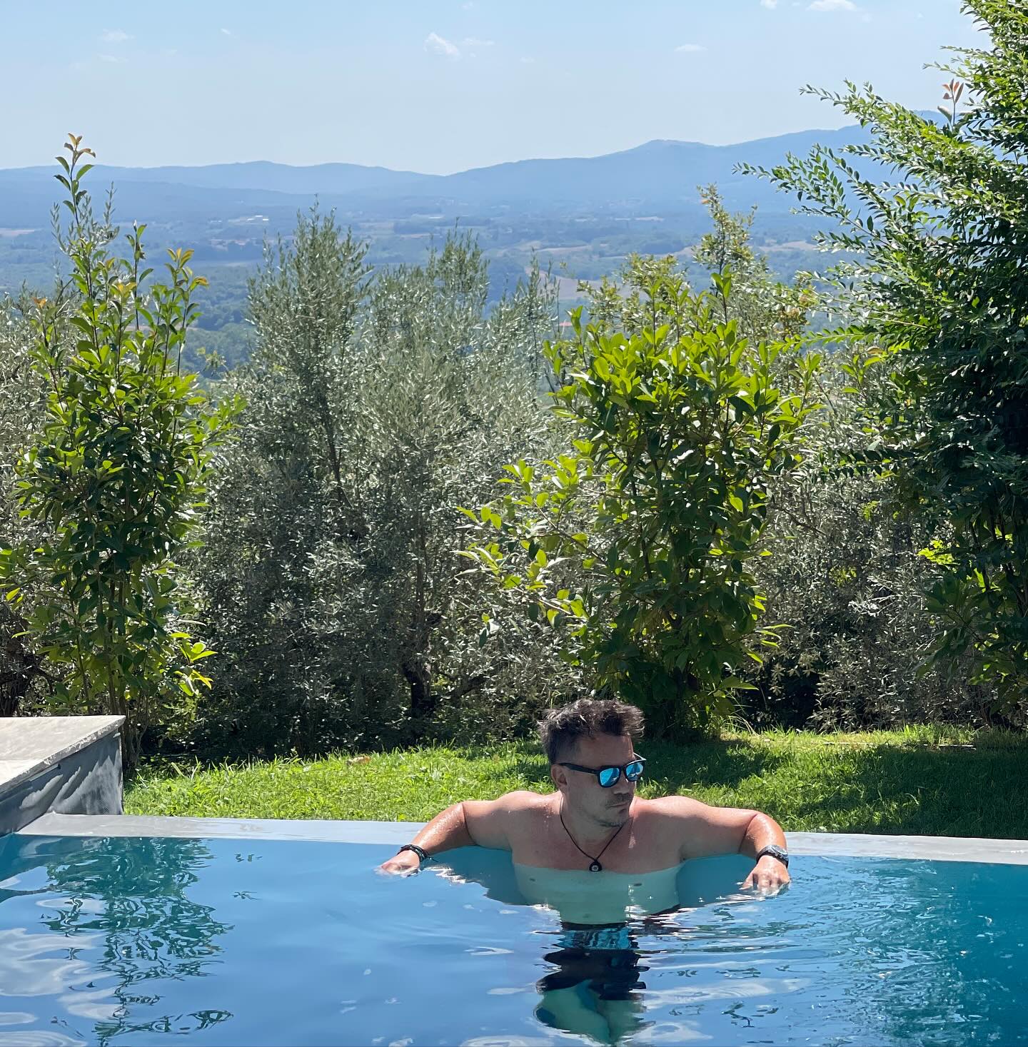 Imagini din vacanța Irinei Fodor cu soțul Răzvan în Toscana. Fanii le-au atras atenția: „Înțeleg farmecul, dar avem locuri mai frumoase în România”