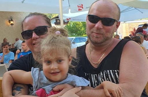 Segítségért könyörög a nagymama, hogy az osztrák gyámügy által elvitt unokáját visszakapja