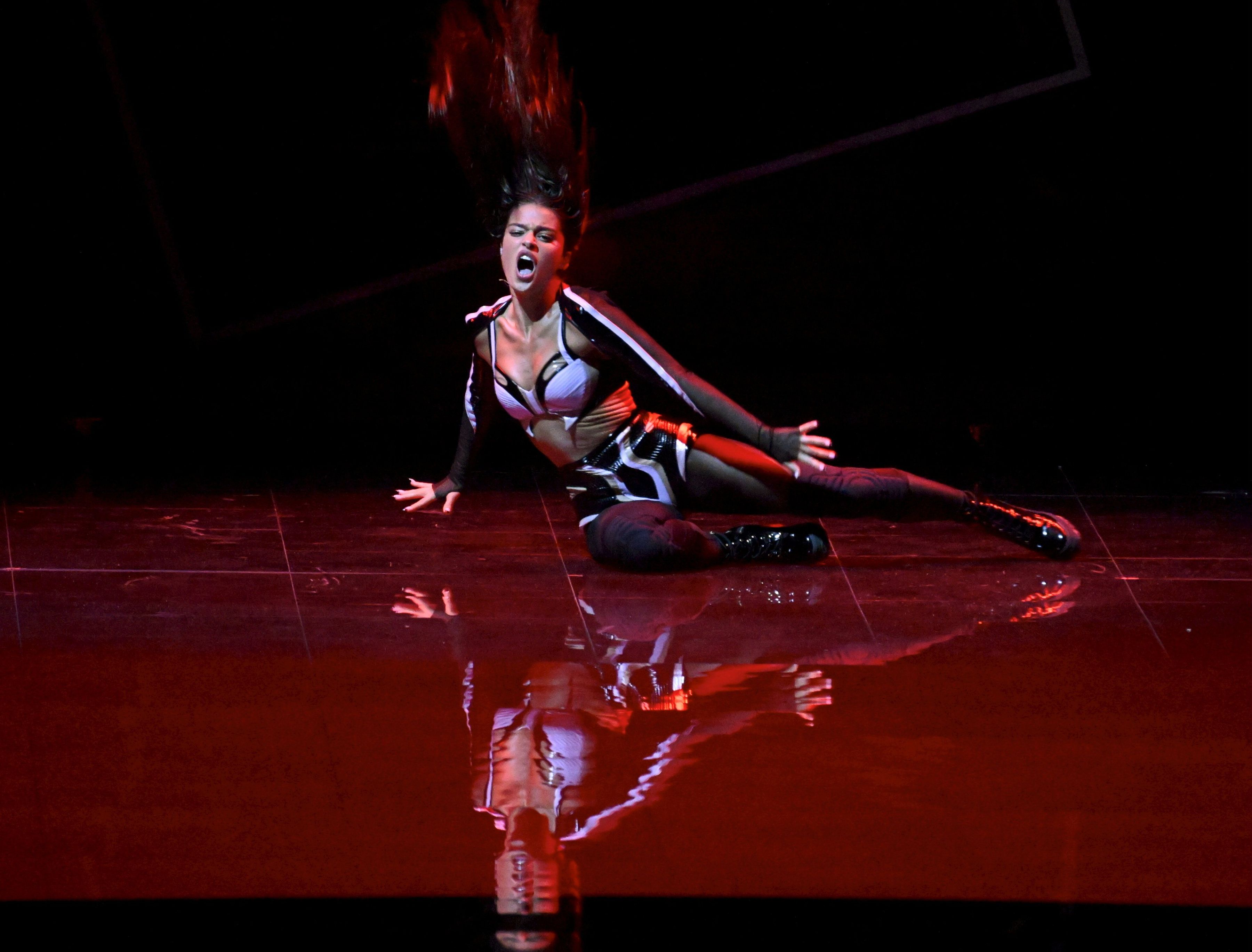 Cântăreața din Israel s-a dezbrăcat pe scena Eurovision 2023, apoi s-a dezlănțuit: „Europa, vrei să mă vezi dansând?”