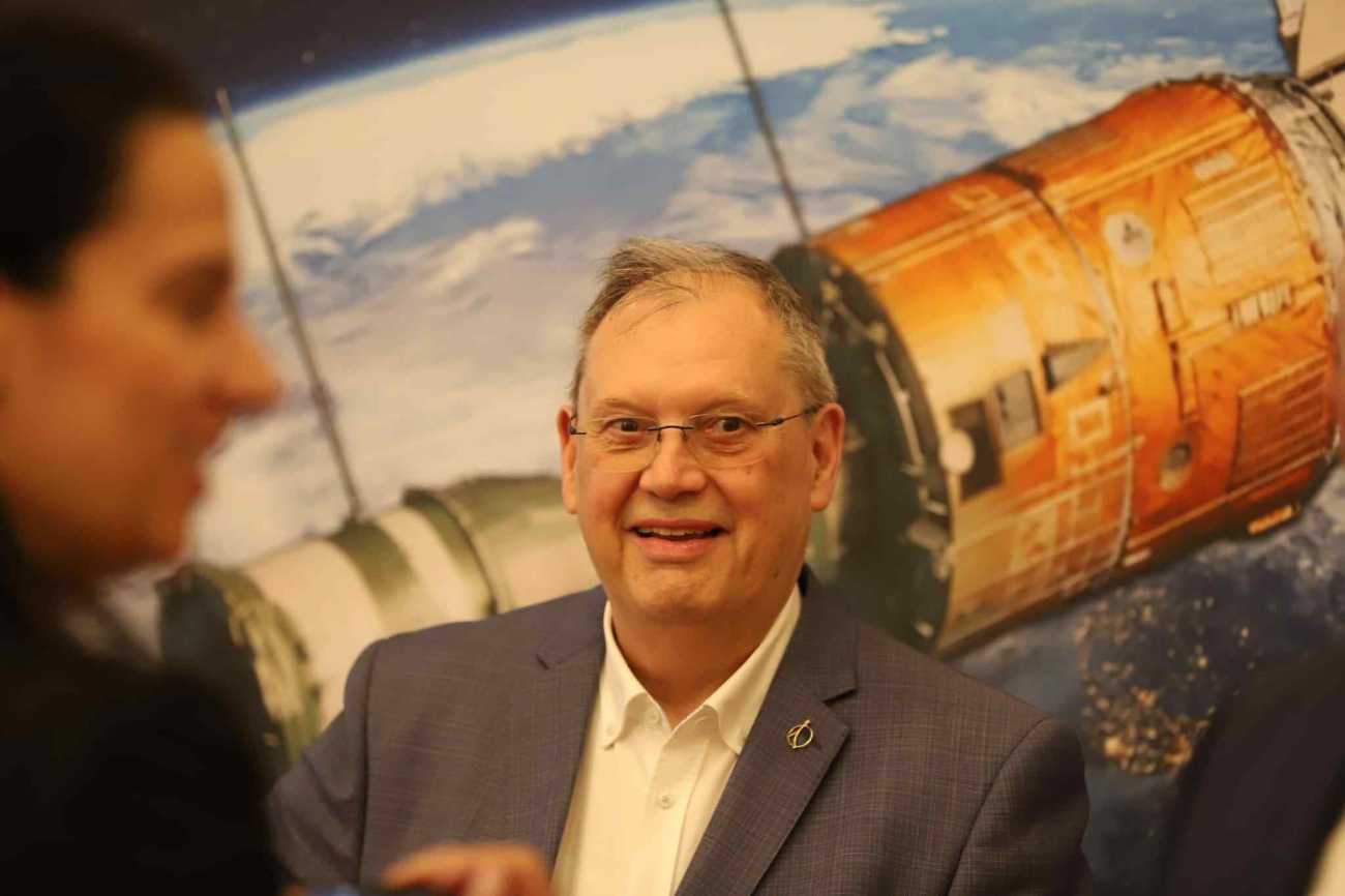 Dumitru Prunariu, singurul român care a zburat în Cosmos, aniversat în Senat după 45 de ani de la misiunea Soyuz 40