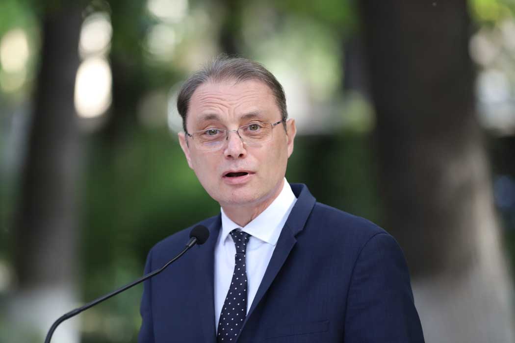 Luca Niculescu a început negocierile pentru noul Guvern