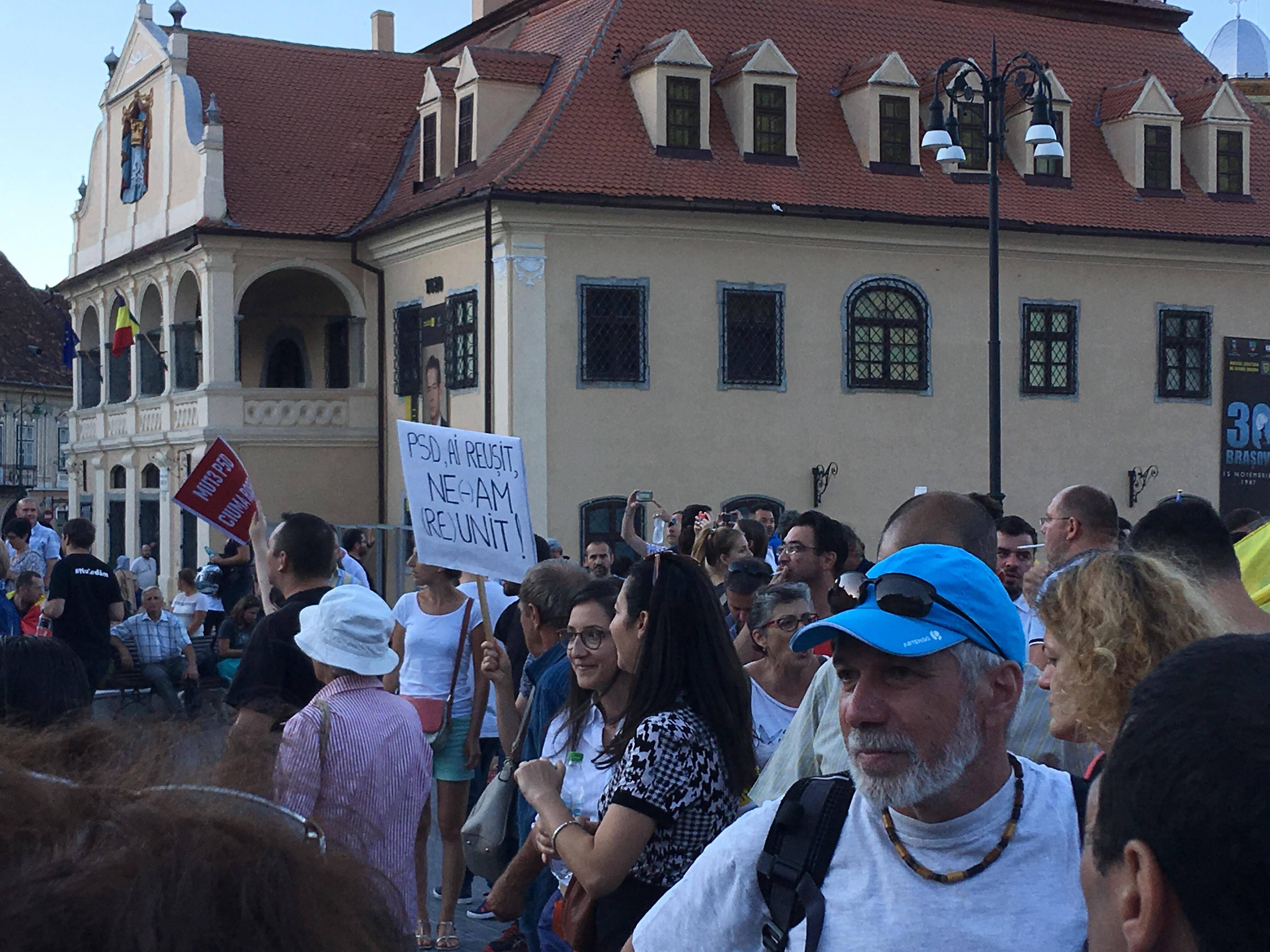 Manifestații de amploare pentru susținerea Mitingului Diasporei de la București în Sibiu, Braşov, Iaşi şi Bistriţa și Timișoara