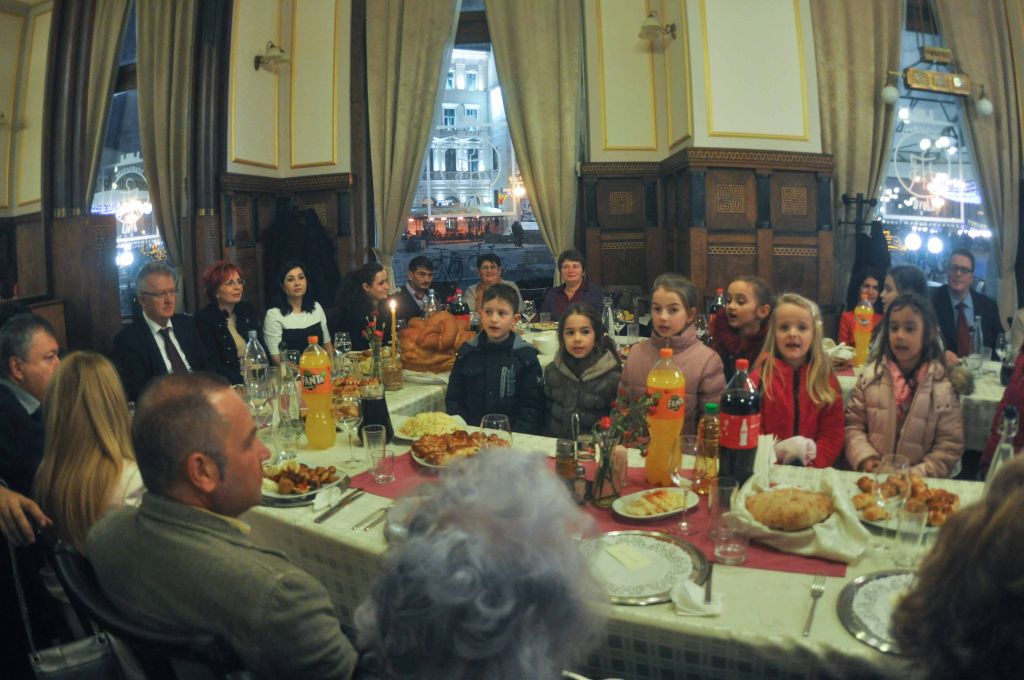 REPORTAJ: Sretan Božić! Badnjakul a arătat un an roditor pentru sârbii care celebrează Crăciunul pe rit vechi| FOTO&VIDEO